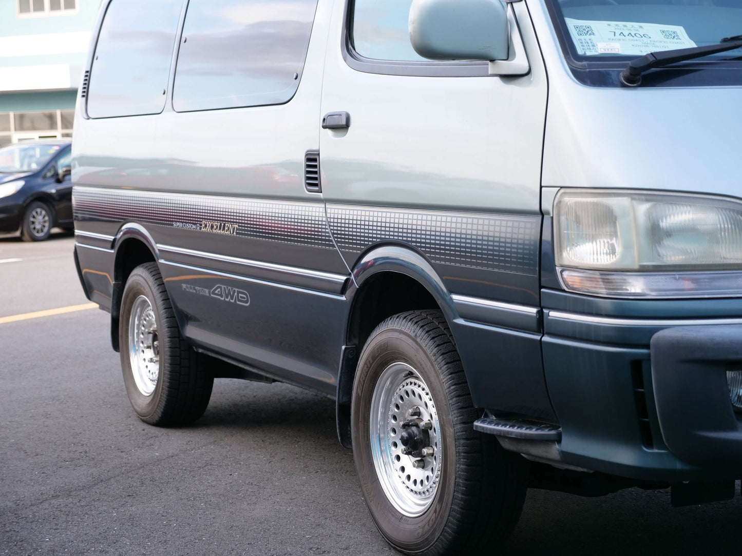 1998 TOYOTA HIACE SUPER CUSTOM 4WD DIESEL VAN