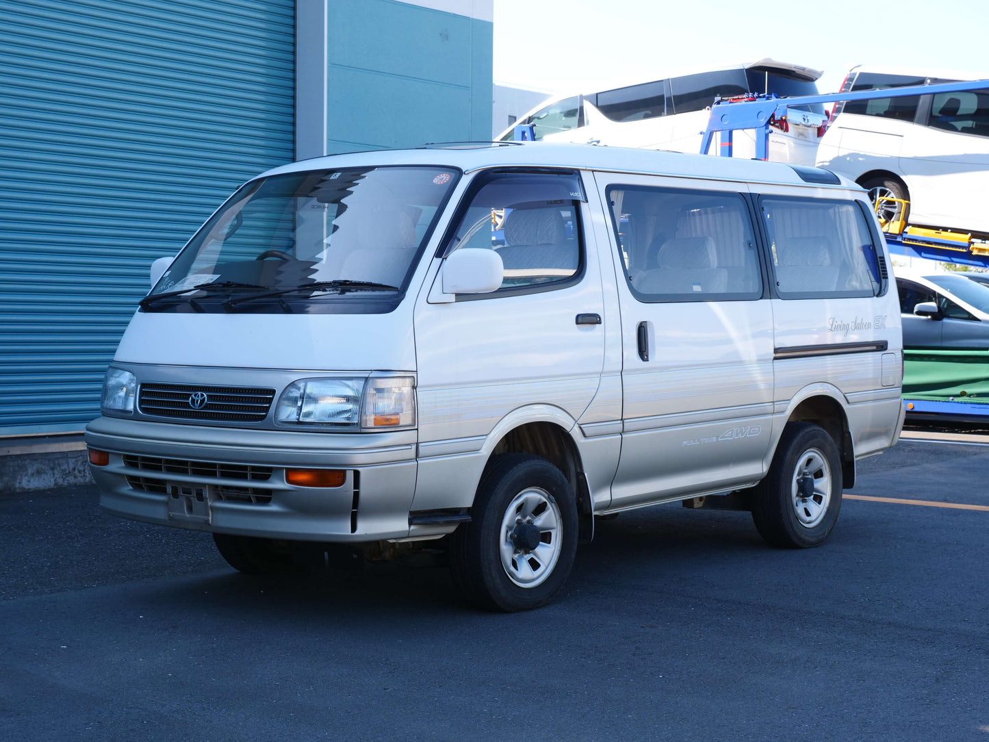 1996 TOYOTA HIACE SUPER CUSTOM 4WD DIESEL VAN