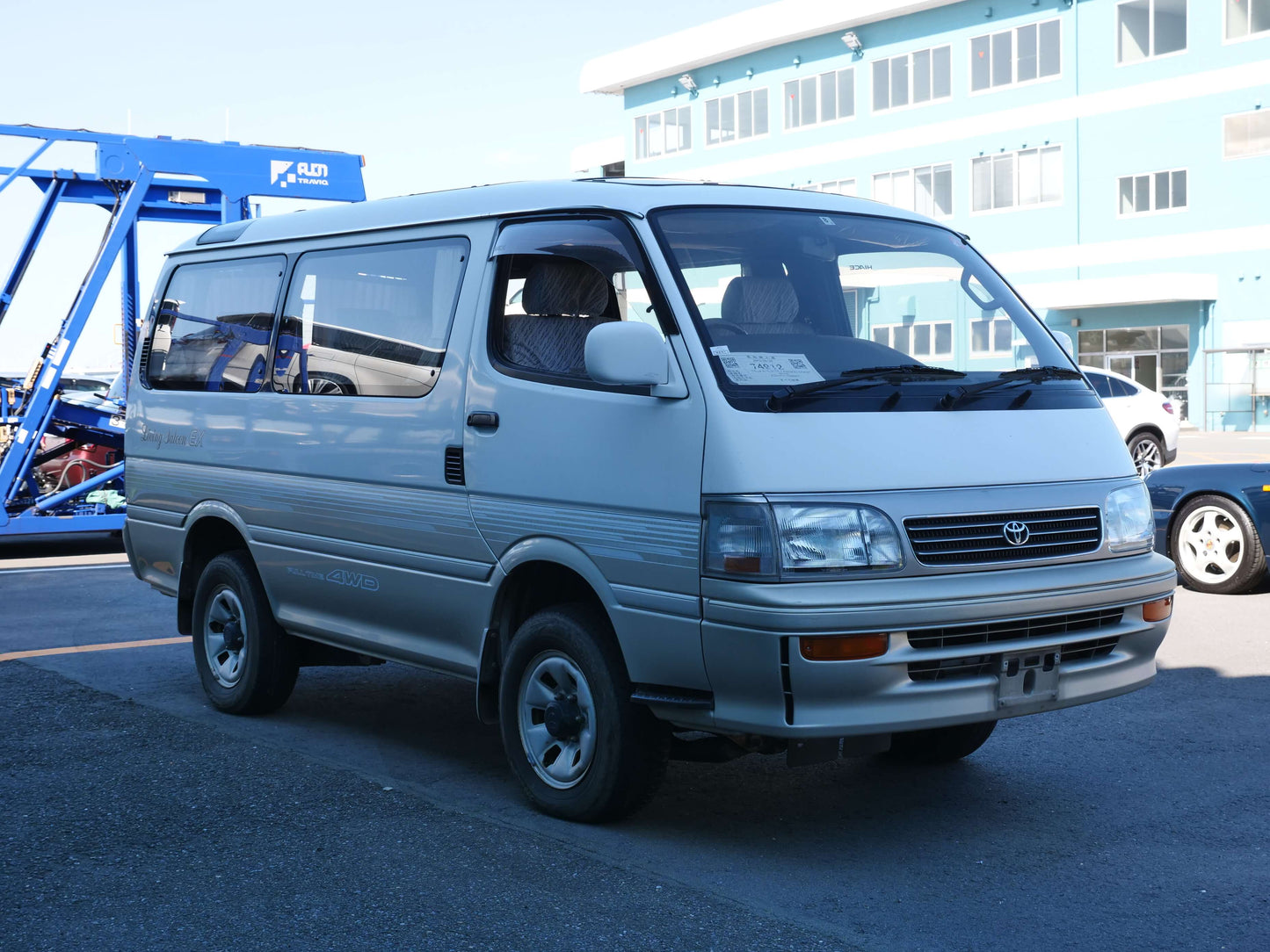 1996 TOYOTA HIACE SUPER CUSTOM 4WD DIESEL VAN