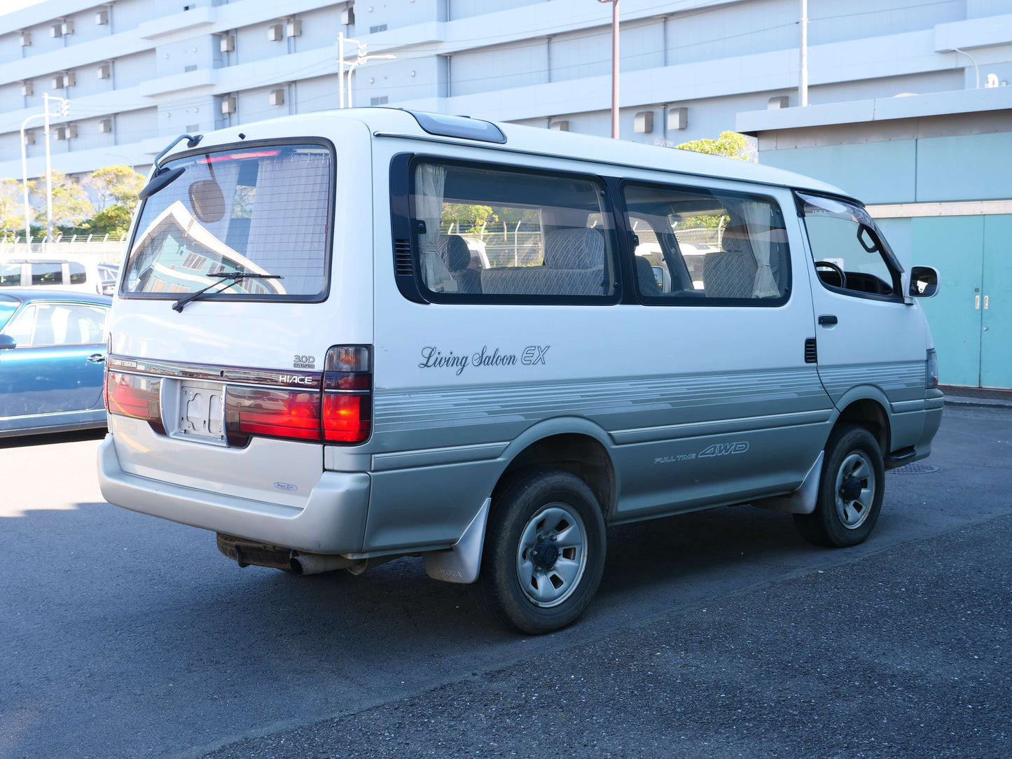 1996 TOYOTA HIACE SUPER CUSTOM 4WD DIESEL VAN