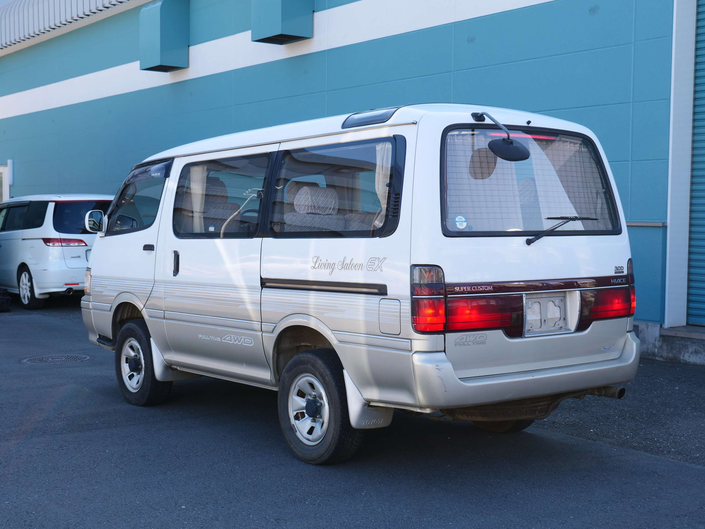 1996 TOYOTA HIACE SUPER CUSTOM 4WD DIESEL VAN