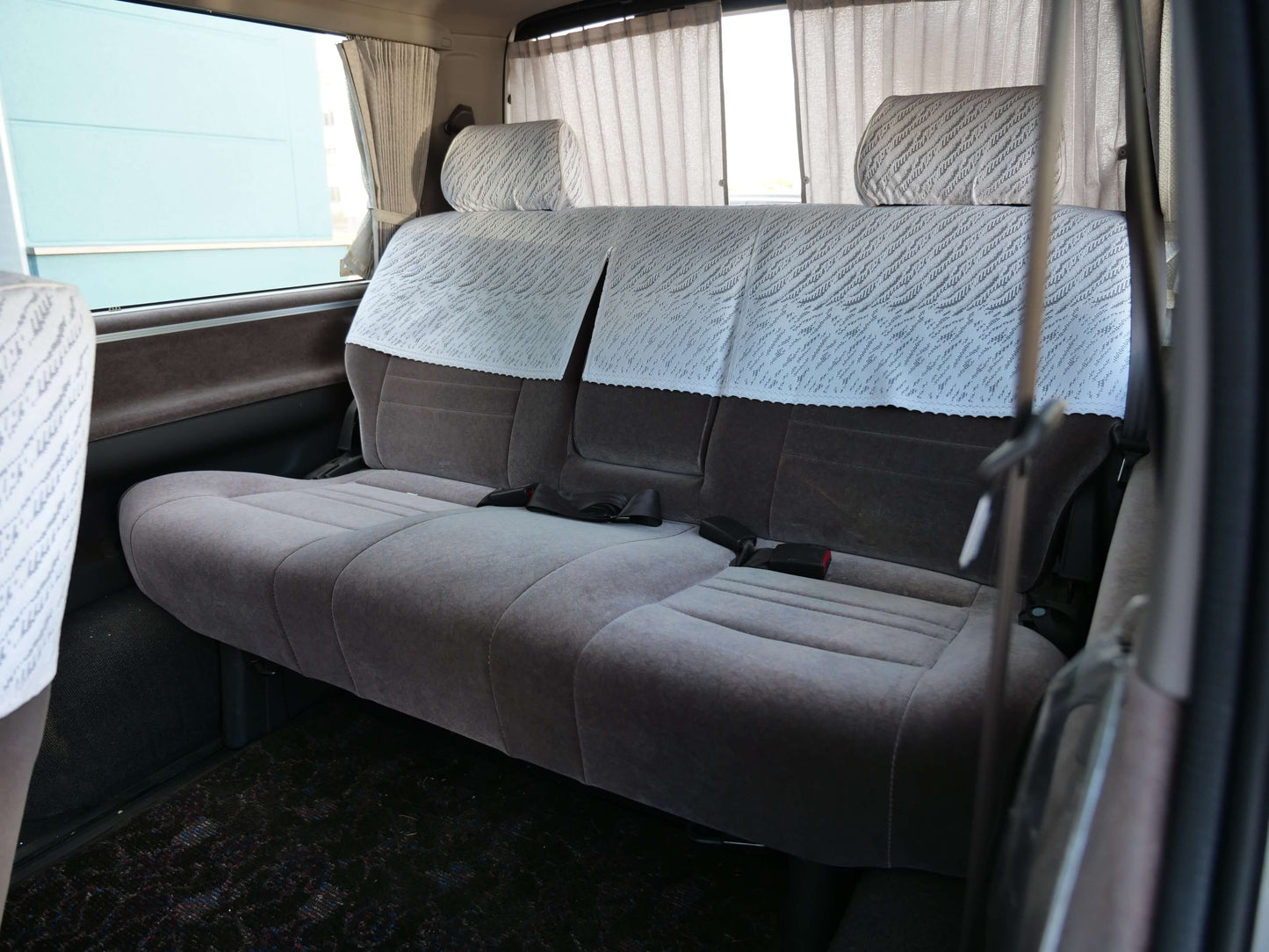 1996 TOYOTA HIACE SUPER CUSTOM 4WD DIESEL VAN