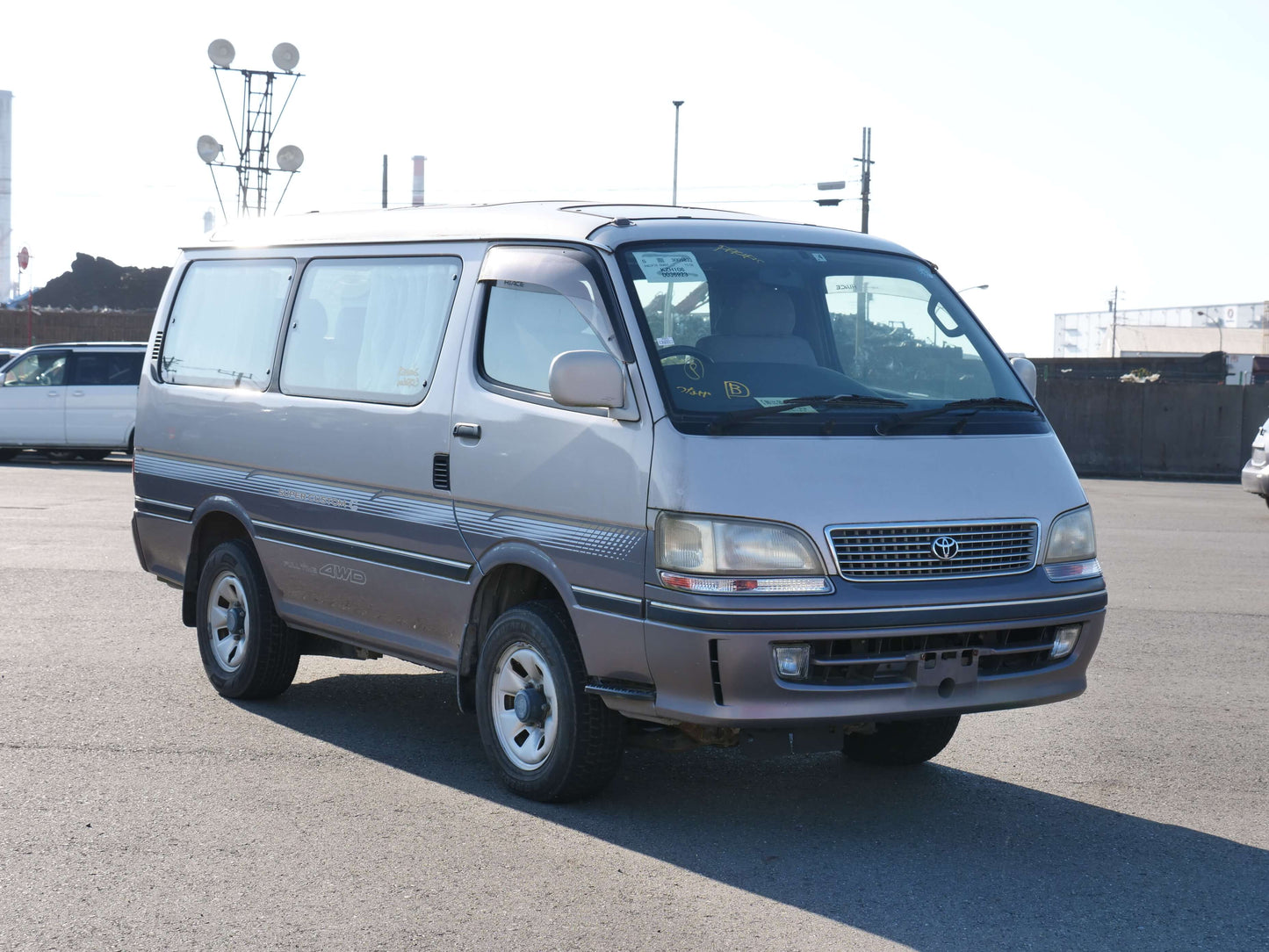 1999 TOYOTA HIACE SUPER CUSTOM 4WD DIESEL VAN