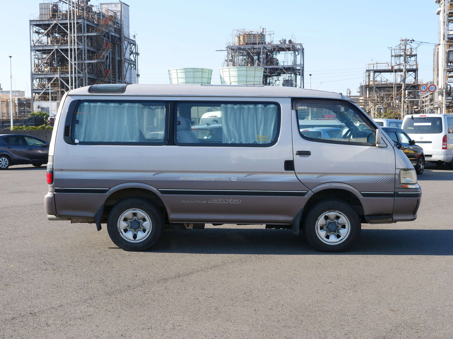 1999 TOYOTA HIACE SUPER CUSTOM 4WD DIESEL VAN