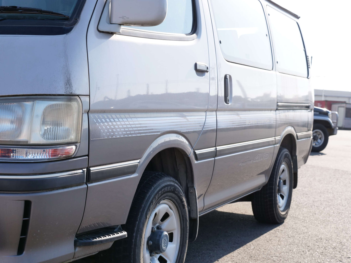 1999 TOYOTA HIACE SUPER CUSTOM 4WD DIESEL VAN