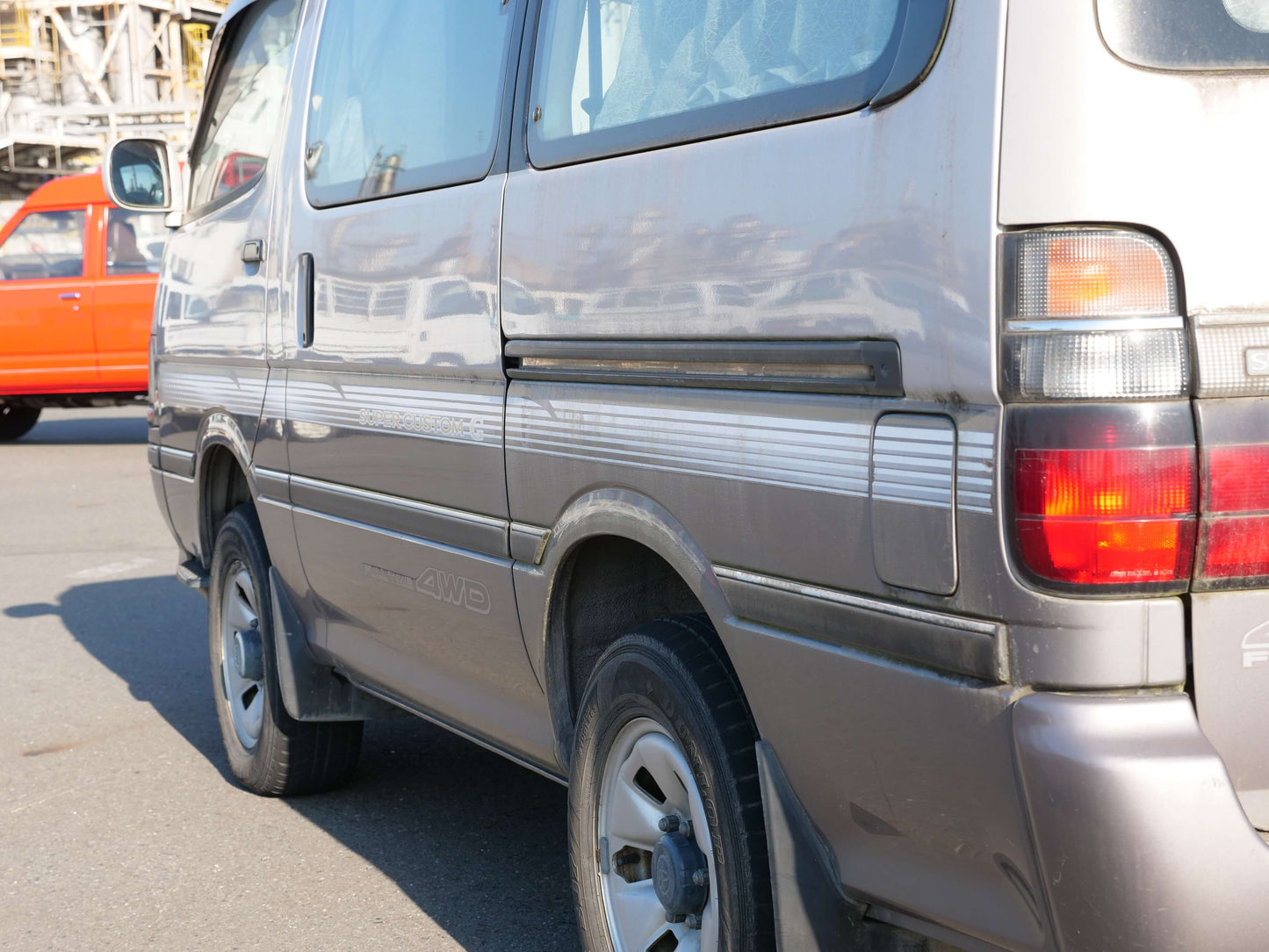 1999 TOYOTA HIACE SUPER CUSTOM 4WD DIESEL VAN