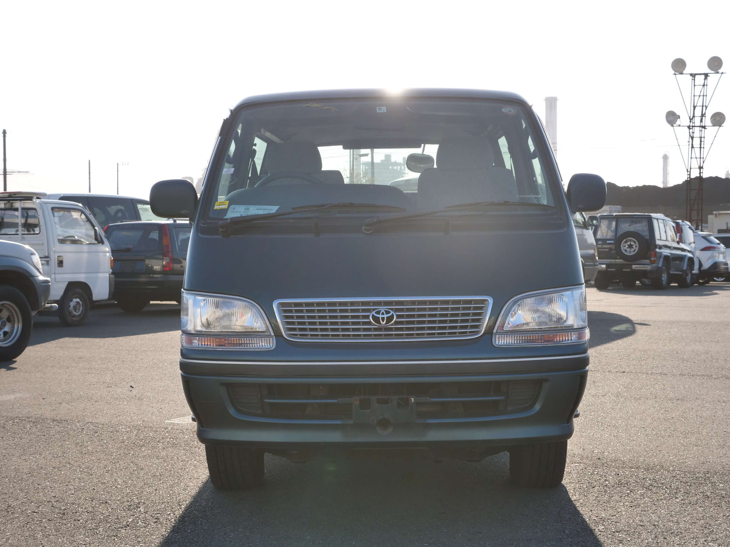 1998 TOYOTA HIACE SUPER CUSTOM 4WD DIESEL VAN