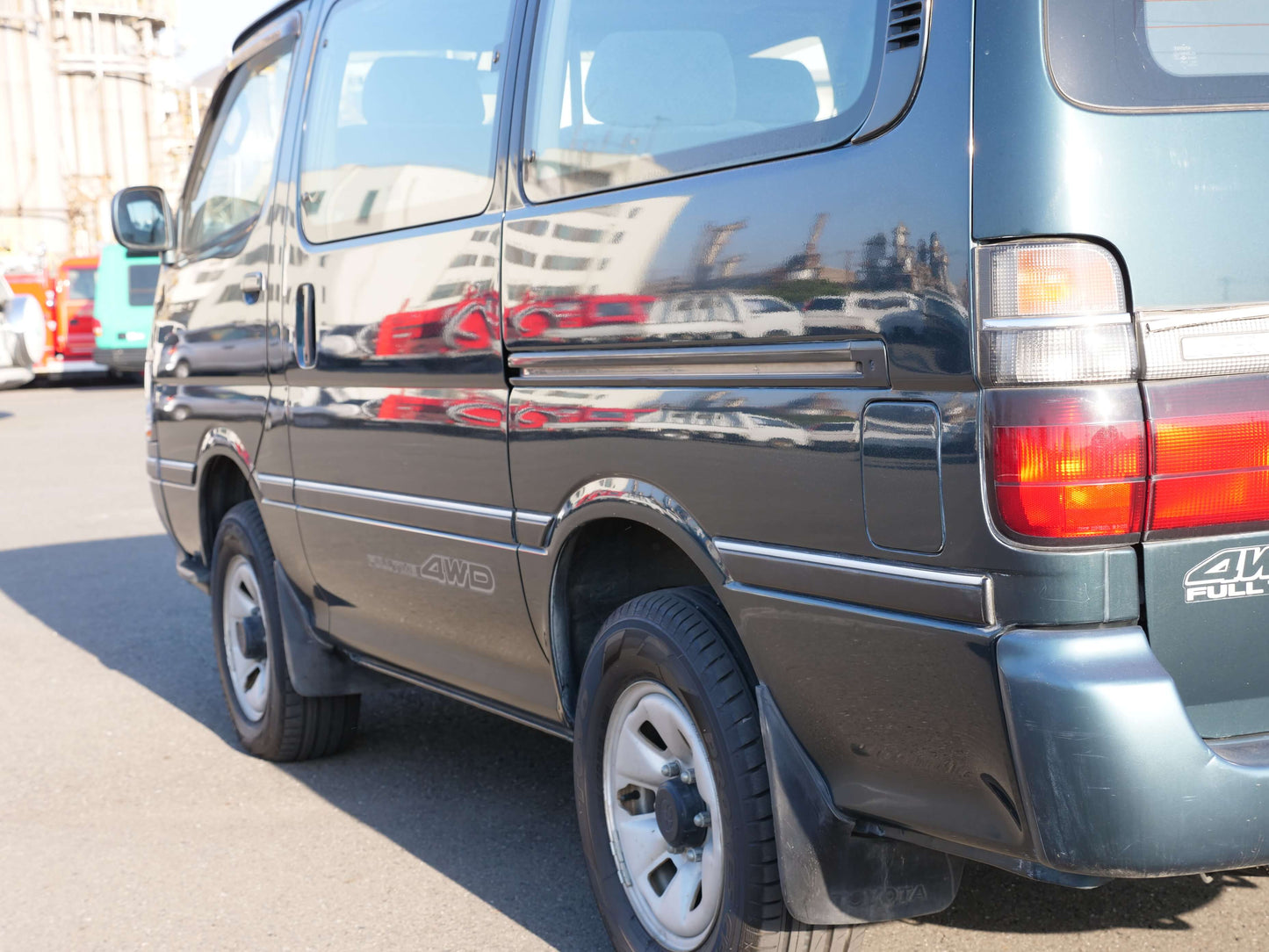 1998 TOYOTA HIACE SUPER CUSTOM 4WD DIESEL VAN