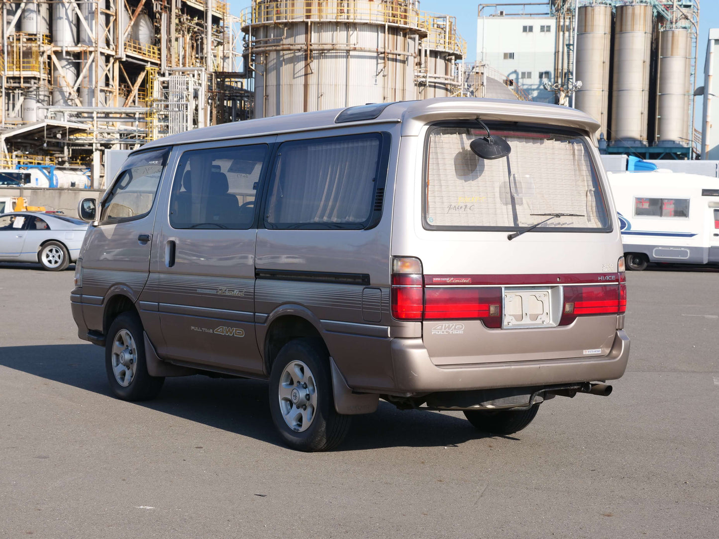 1995 TOYOTA HIACE SUPER CUSTOM LIMITED 4WD DIESEL VAN