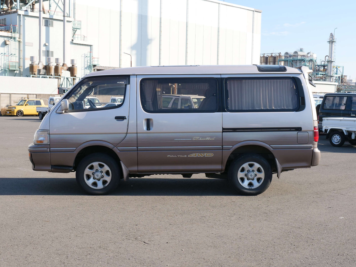 1995 TOYOTA HIACE SUPER CUSTOM LIMITED 4WD DIESEL VAN