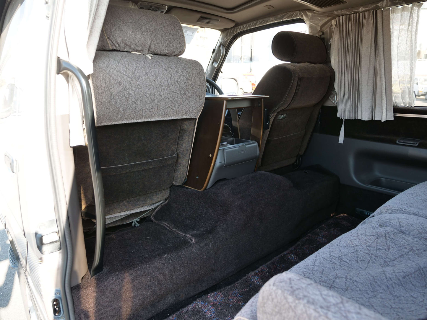 1995 TOYOTA HIACE SUPER CUSTOM LIMITED 4WD DIESEL VAN