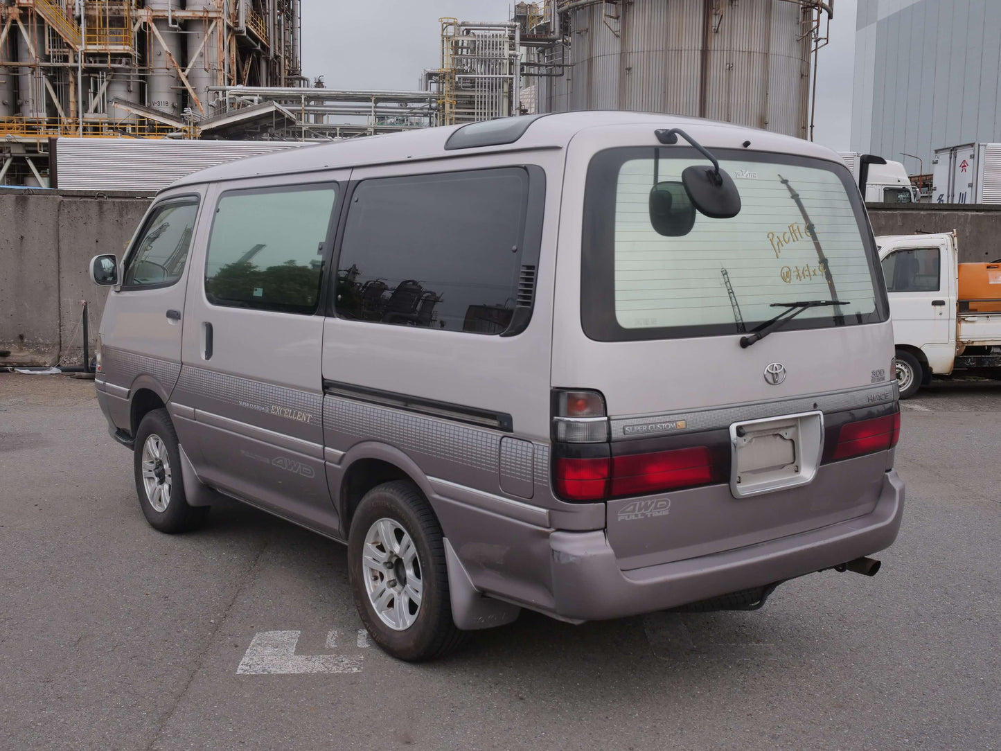 1996 TOYOTA HIACE SUPER CUSTOM G 4WD VAN