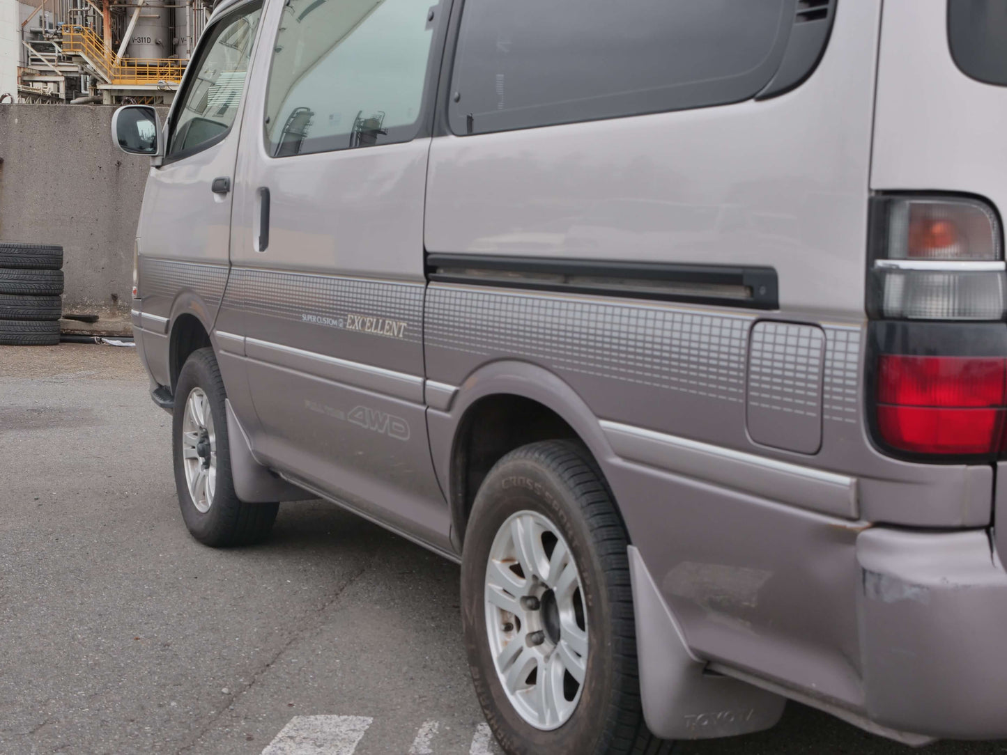 1996 TOYOTA HIACE SUPER CUSTOM G 4WD VAN