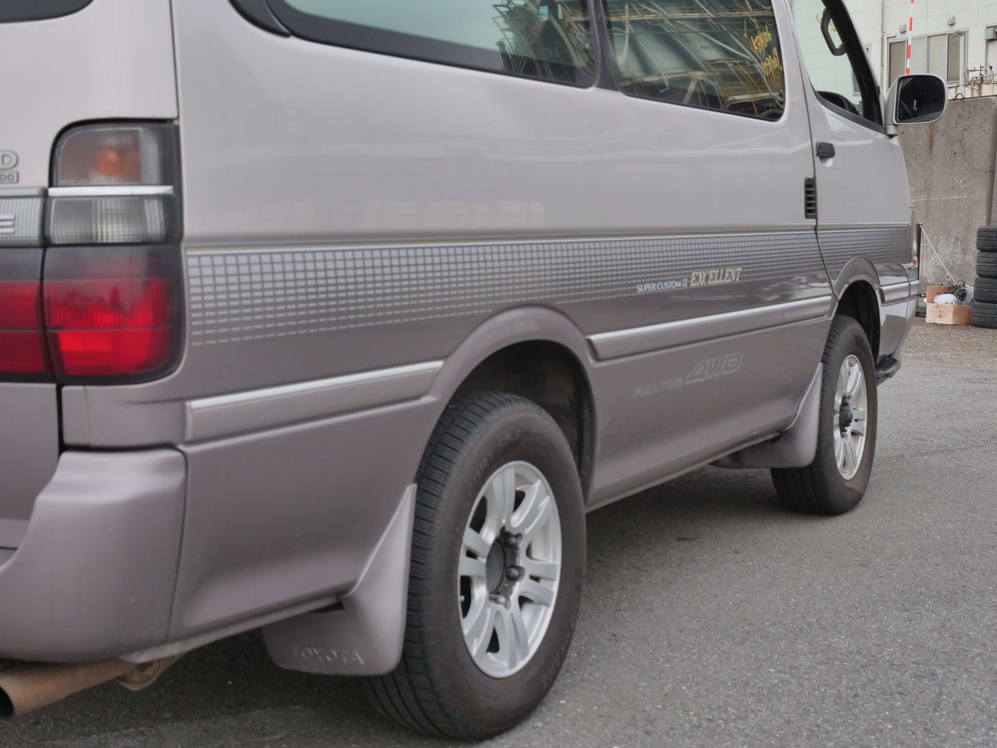 1996 TOYOTA HIACE SUPER CUSTOM G 4WD VAN