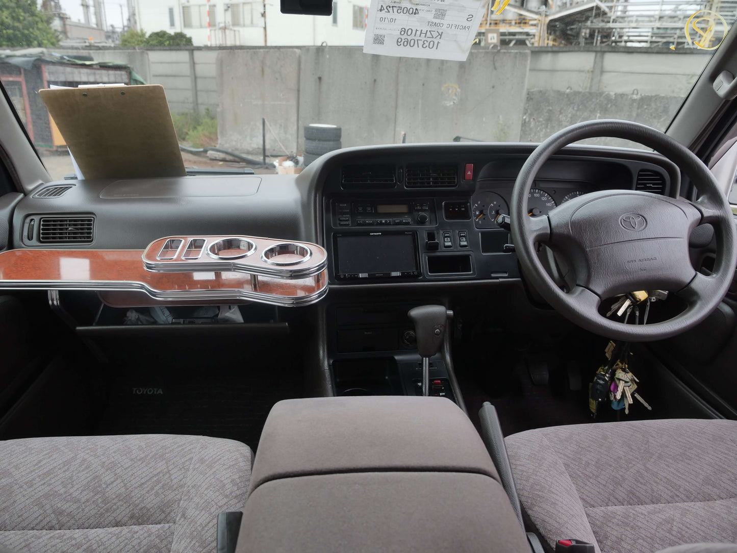 1996 TOYOTA HIACE SUPER CUSTOM G 4WD VAN