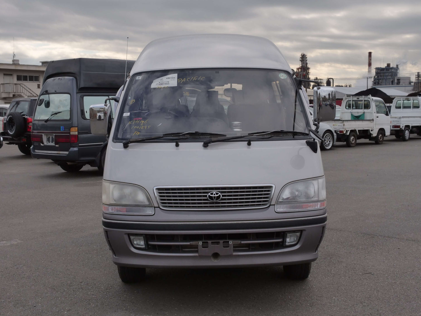 1999 TOYOTA HIACE GRAND CABIN HI-ROOF 4WD VAN