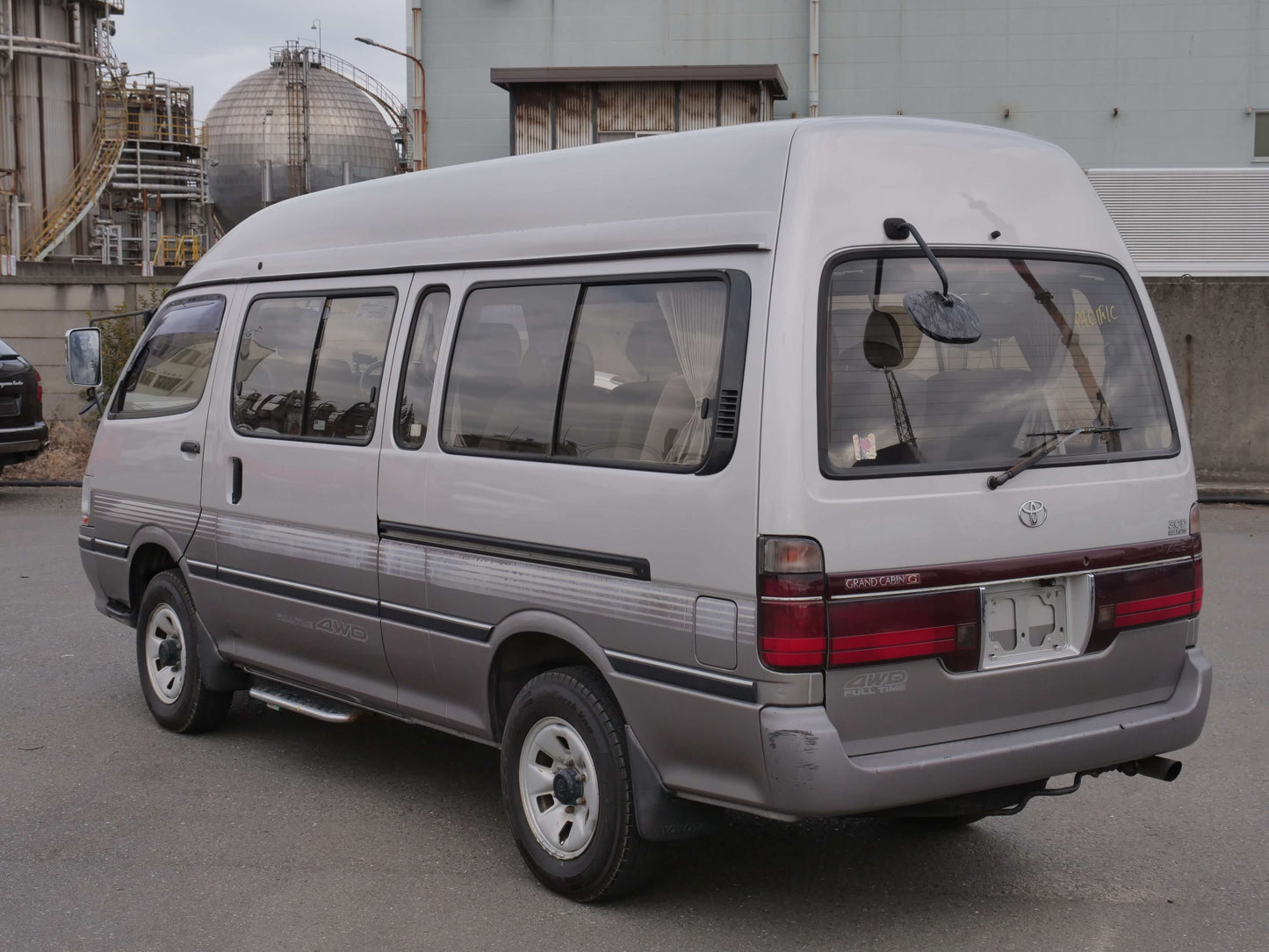 1999 TOYOTA HIACE GRAND CABIN HI-ROOF 4WD VAN