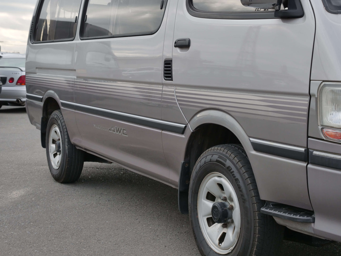 1999 TOYOTA HIACE GRAND CABIN HI-ROOF 4WD VAN