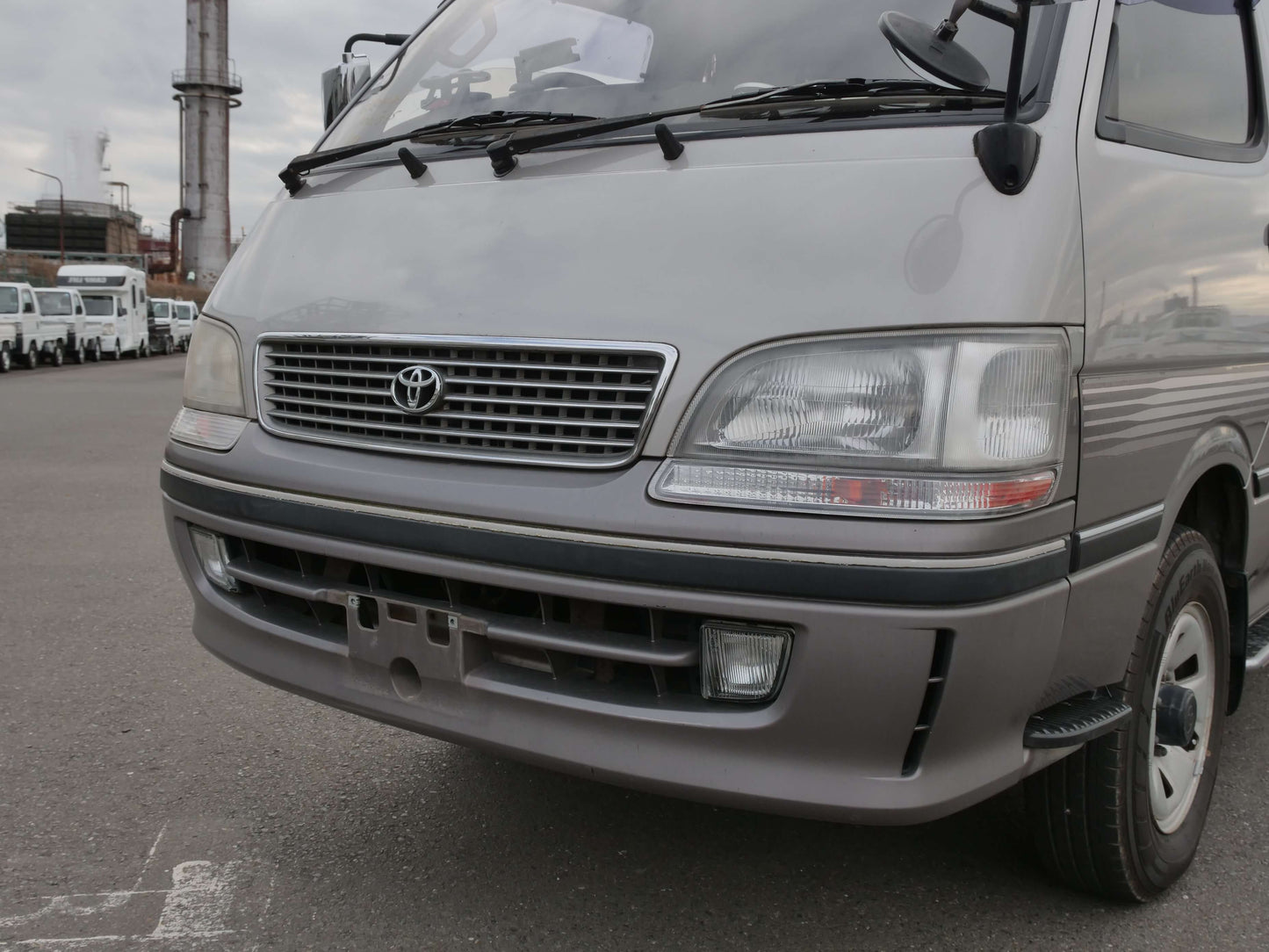 1999 TOYOTA HIACE GRAND CABIN HI-ROOF 4WD VAN