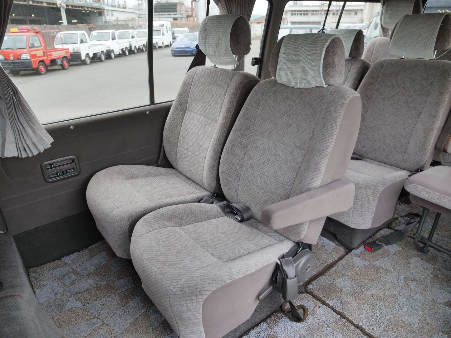 1999 TOYOTA HIACE GRAND CABIN HI-ROOF 4WD VAN