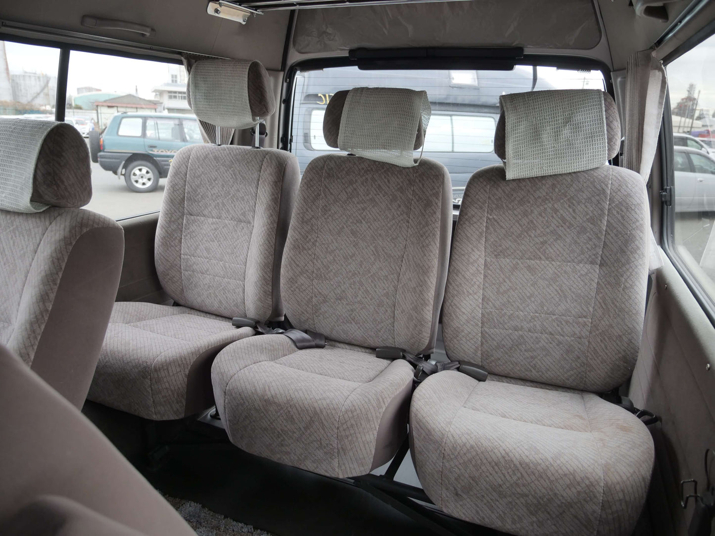 1999 TOYOTA HIACE GRAND CABIN HI-ROOF 4WD VAN