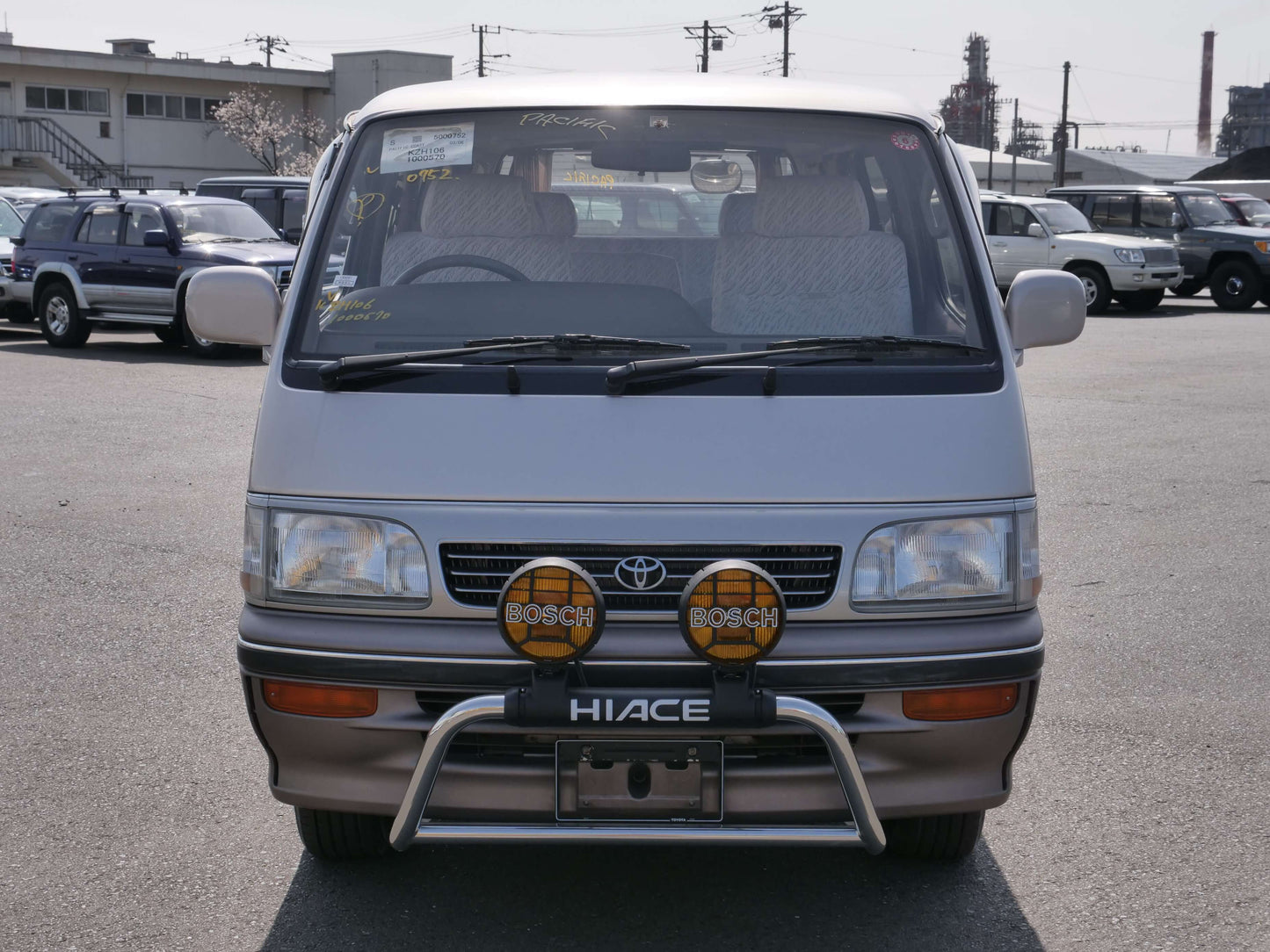 1994 TOYOTA HIACE SUPER CUSTOM 4WD VAN