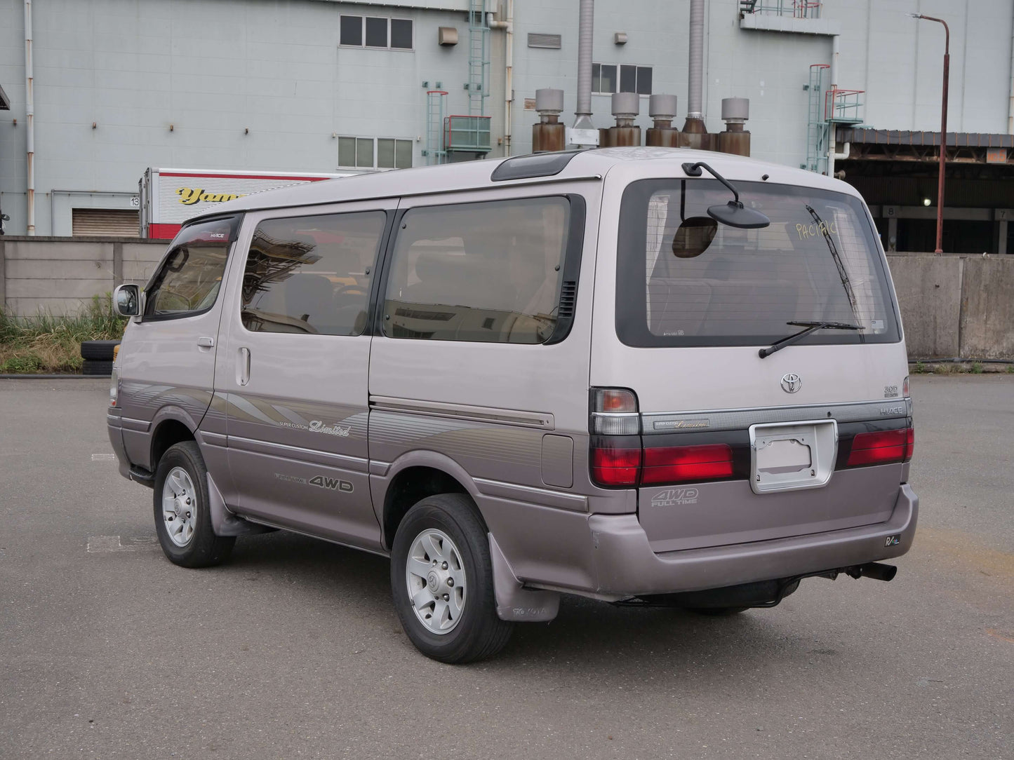 1998 TOYOTA HIACE SUPER CUSTOM LIMITED 4WD VAN