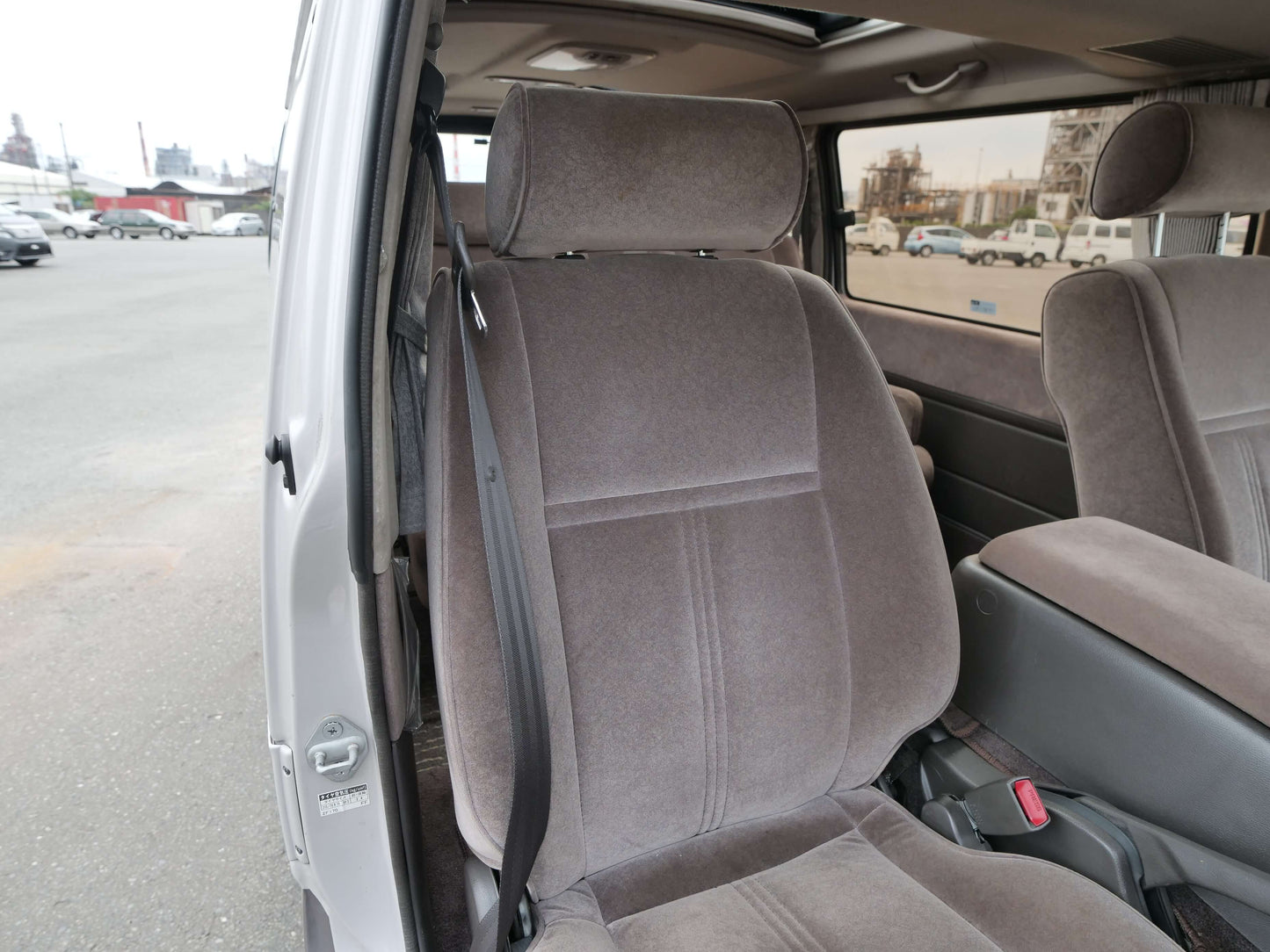 1998 TOYOTA HIACE SUPER CUSTOM LIMITED 4WD VAN