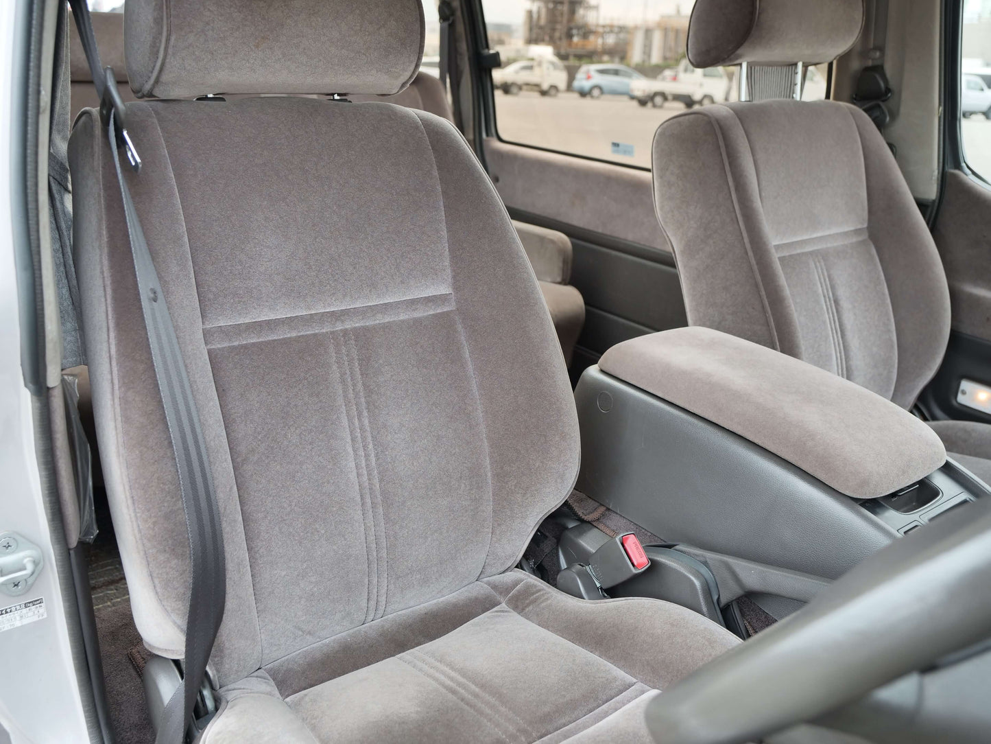 1998 TOYOTA HIACE SUPER CUSTOM LIMITED 4WD VAN