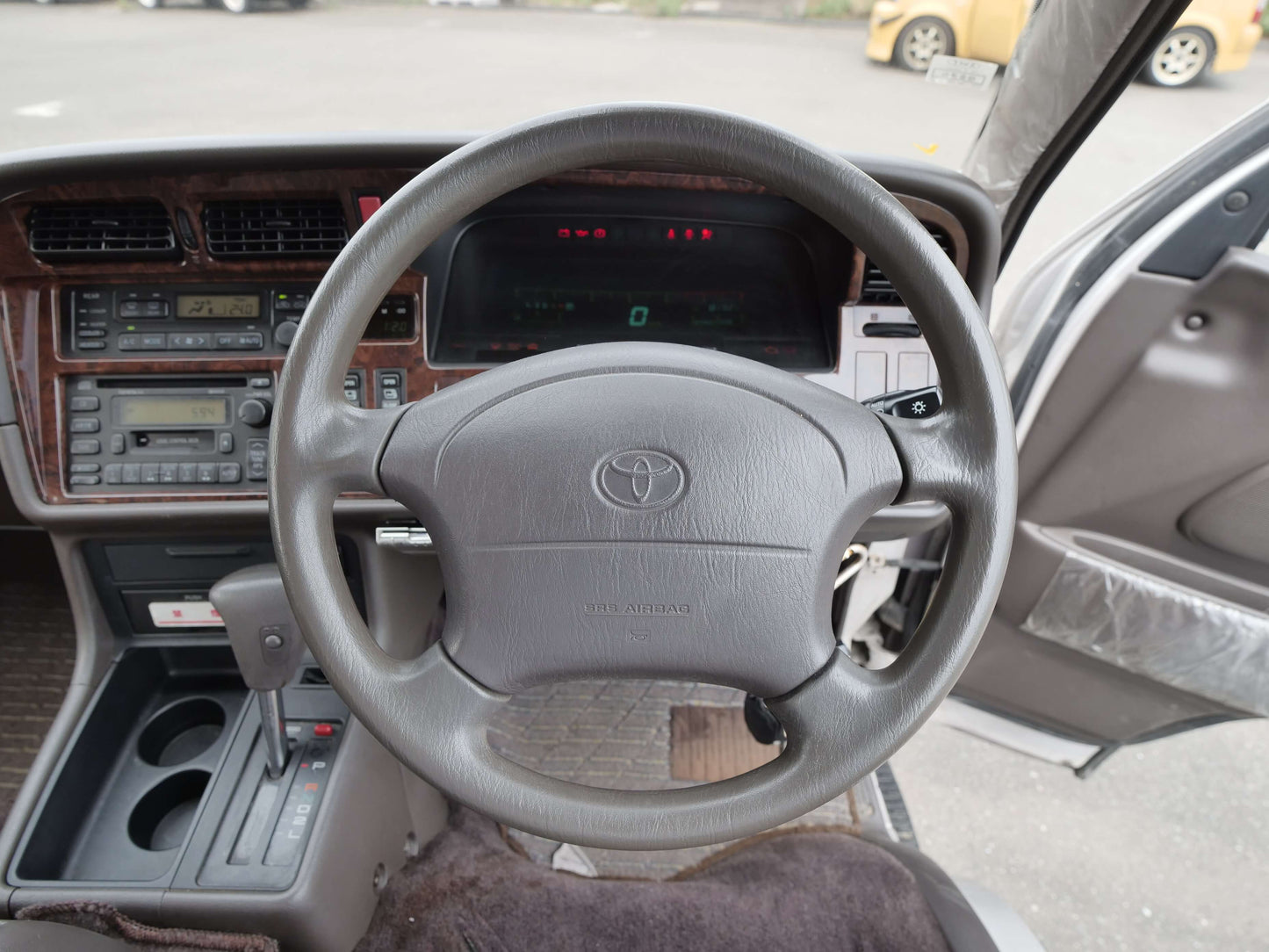 1998 TOYOTA HIACE SUPER CUSTOM LIMITED 4WD VAN