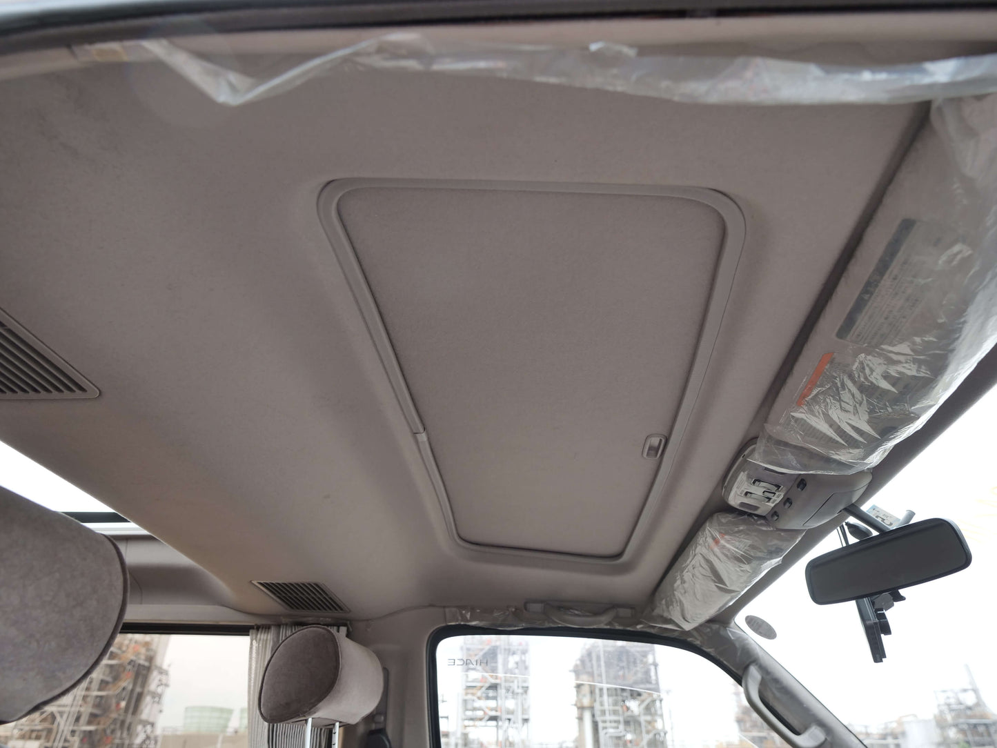 1998 TOYOTA HIACE SUPER CUSTOM LIMITED 4WD VAN
