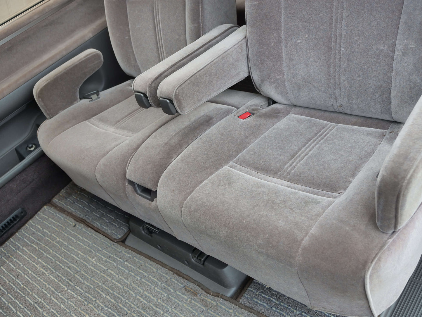 1998 TOYOTA HIACE SUPER CUSTOM LIMITED 4WD VAN
