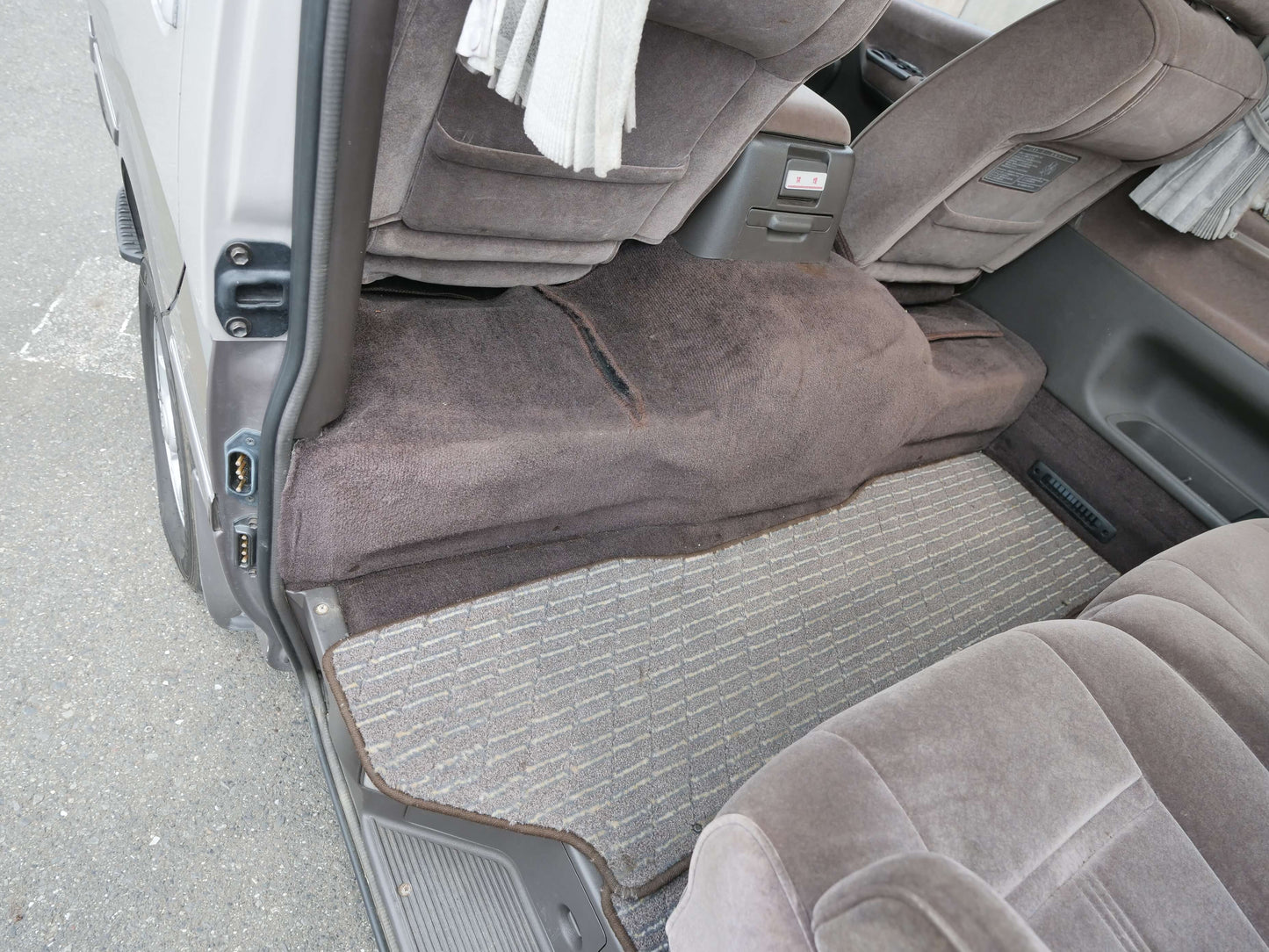 1998 TOYOTA HIACE SUPER CUSTOM LIMITED 4WD VAN