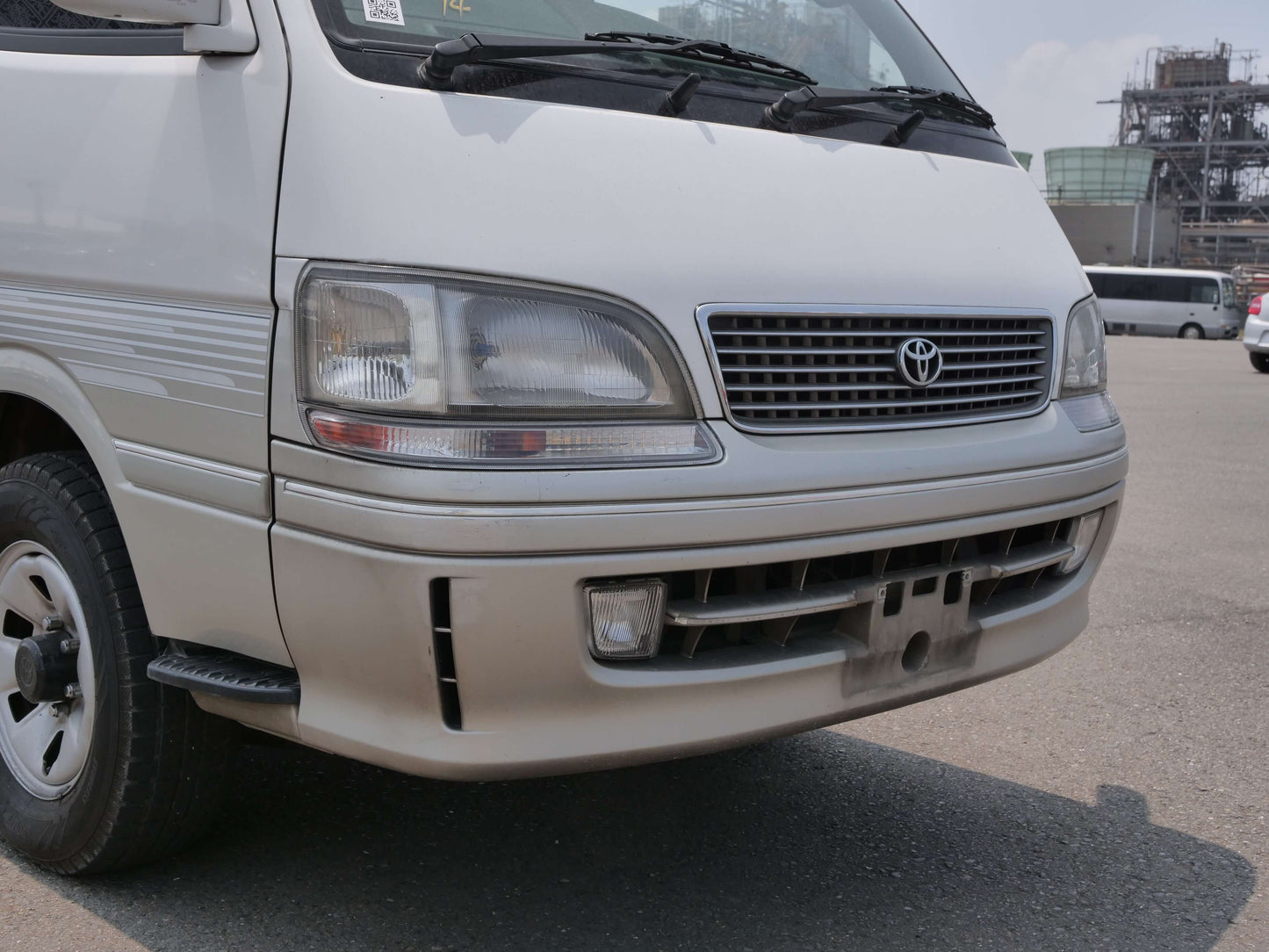 1997 TOYOTA HIACE SUPER CUSTOM 4WD VAN