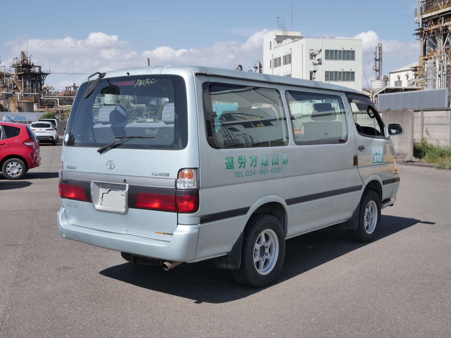 2000 TOYOTA HIACE SUPER CUSTOM 4WD VAN