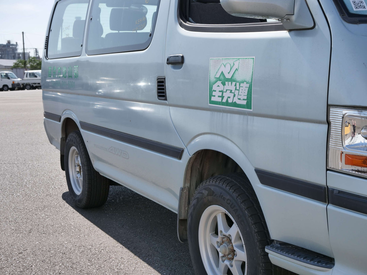 2000 TOYOTA HIACE SUPER CUSTOM 4WD VAN