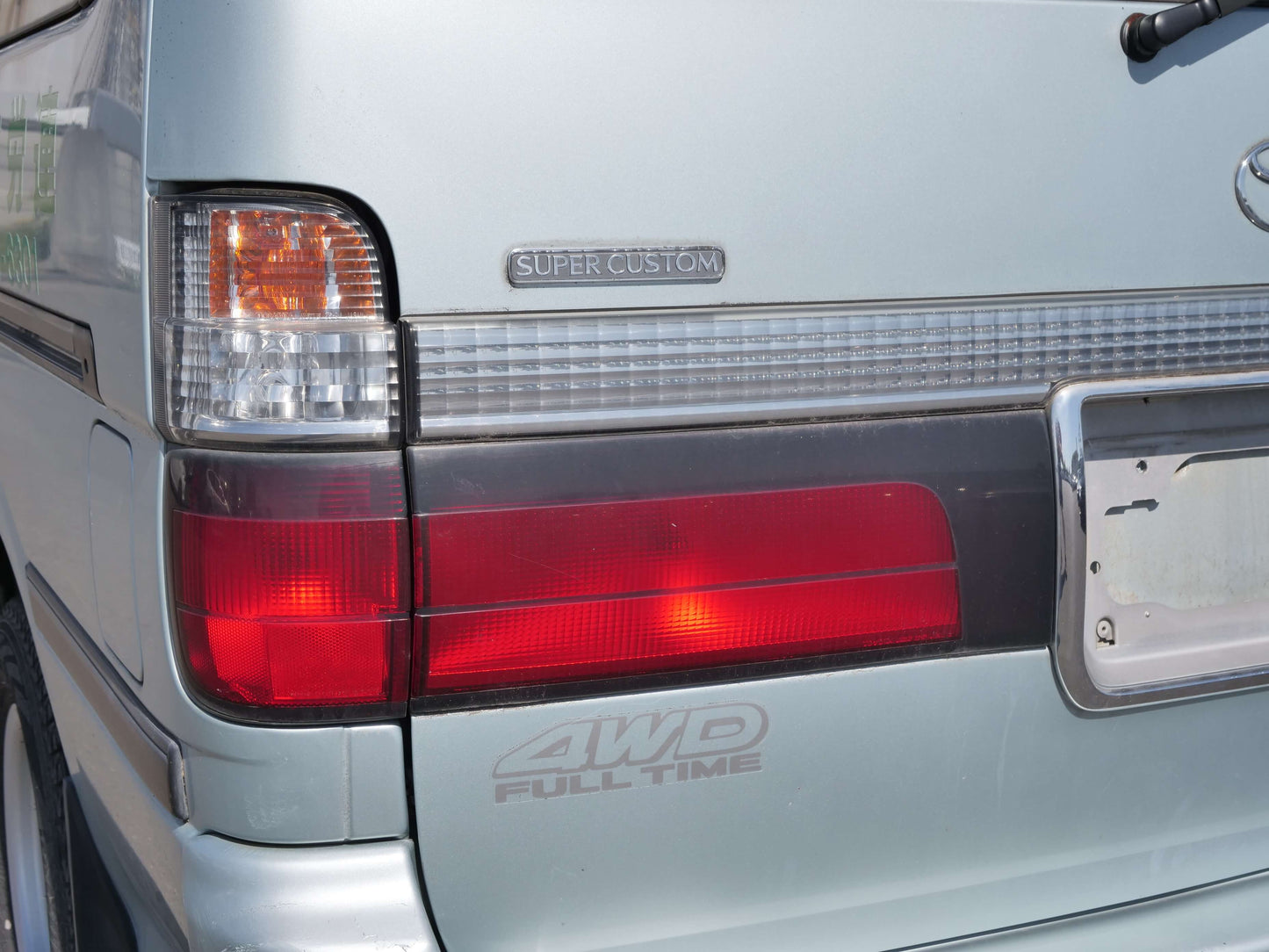 2000 TOYOTA HIACE SUPER CUSTOM 4WD VAN