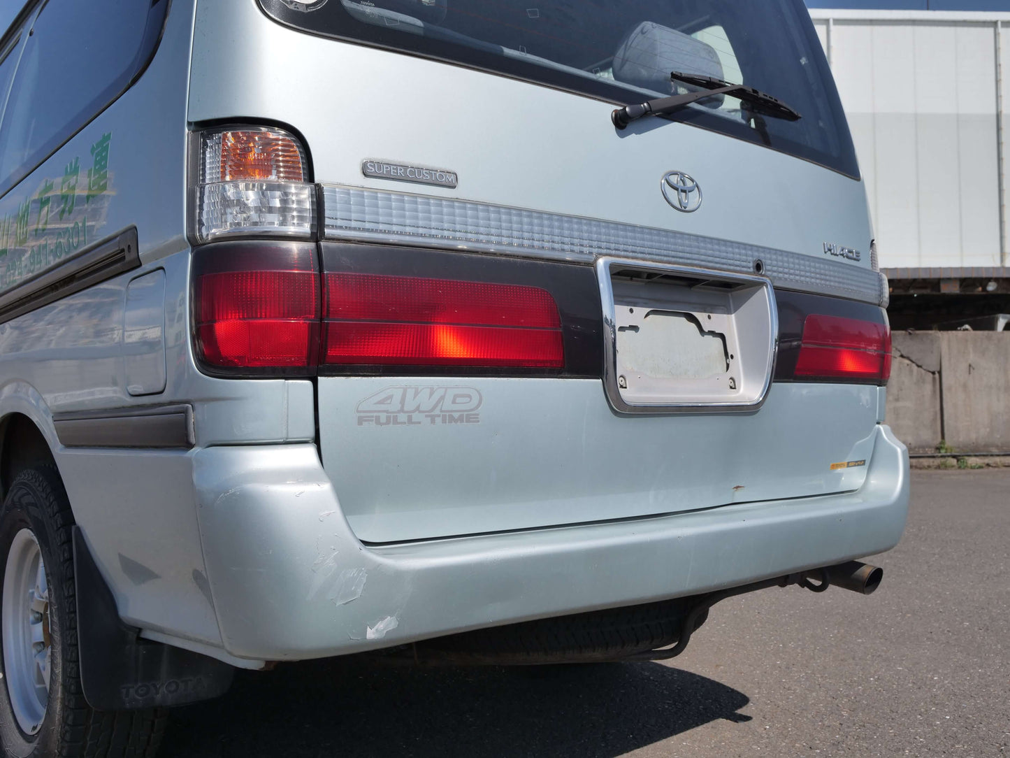 2000 TOYOTA HIACE SUPER CUSTOM 4WD VAN