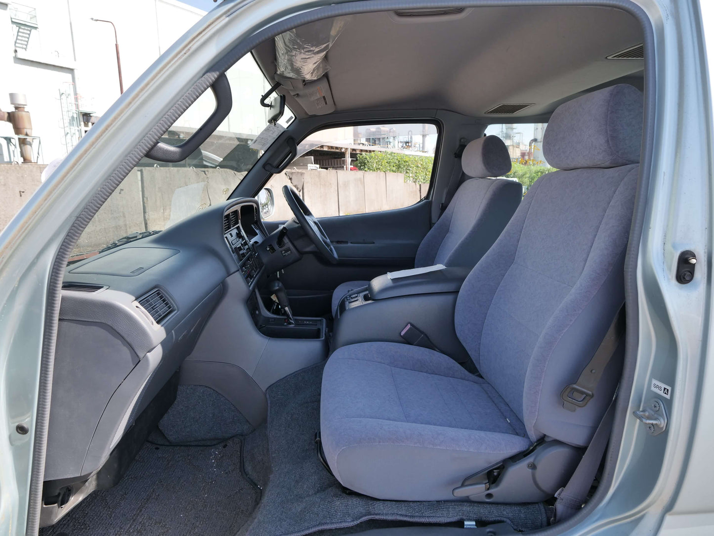 2000 TOYOTA HIACE SUPER CUSTOM 4WD VAN
