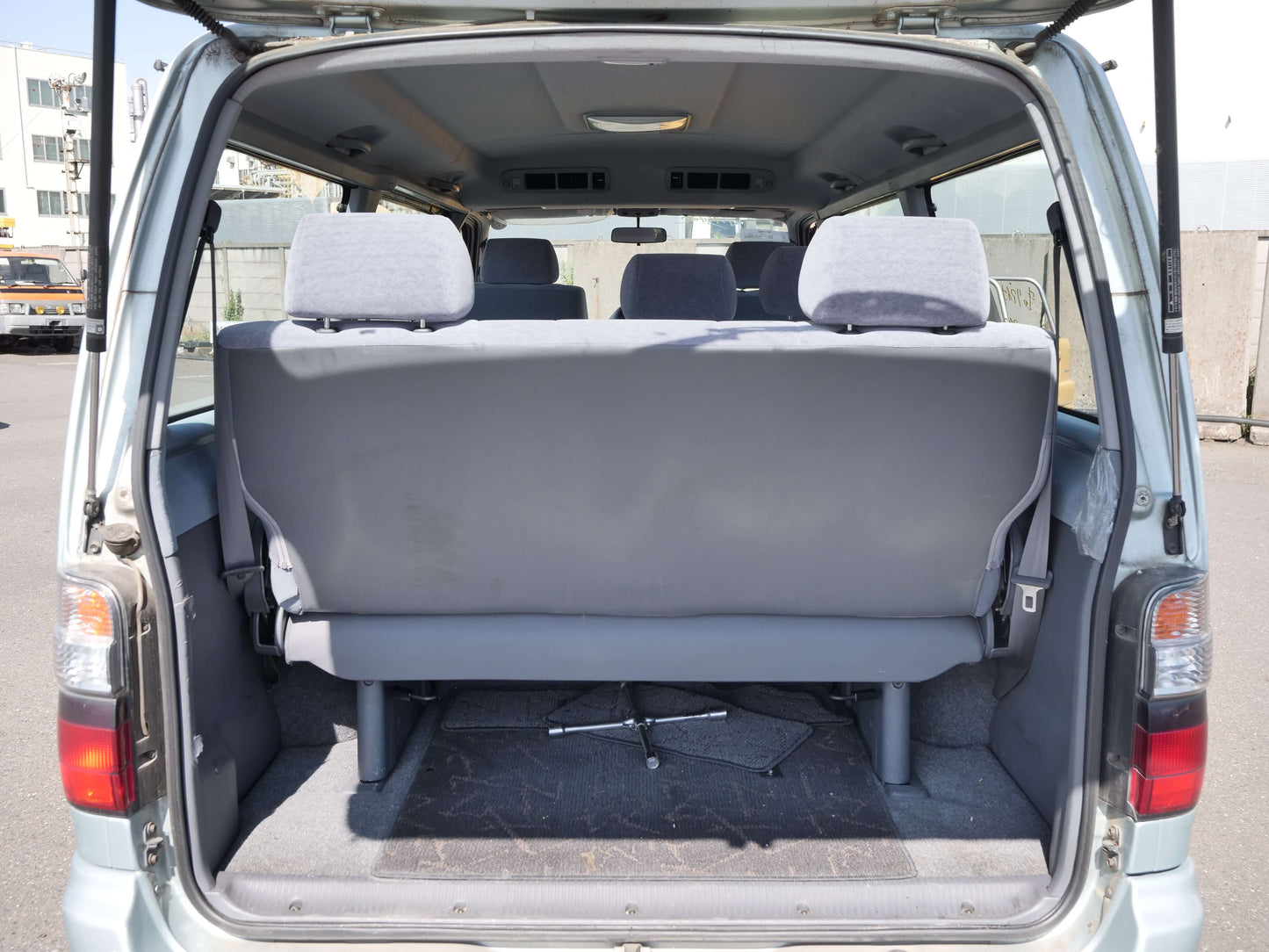 2000 TOYOTA HIACE SUPER CUSTOM 4WD VAN