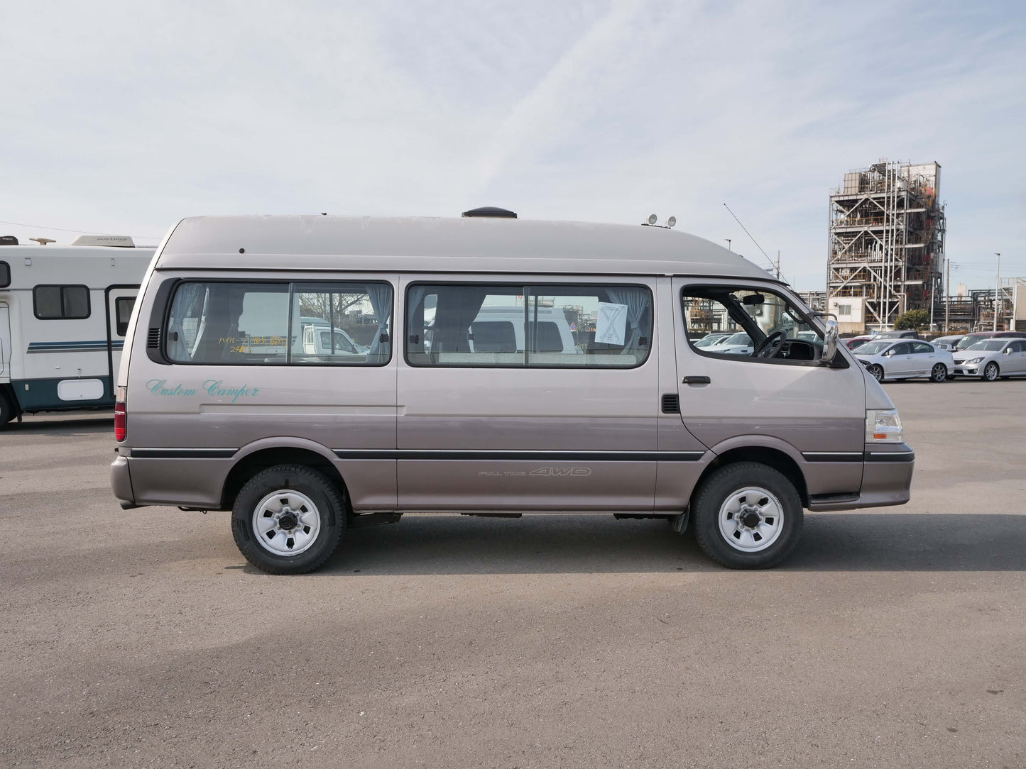 2000 TOYOTA HIACE Hi-ROOF 4wd Campervan