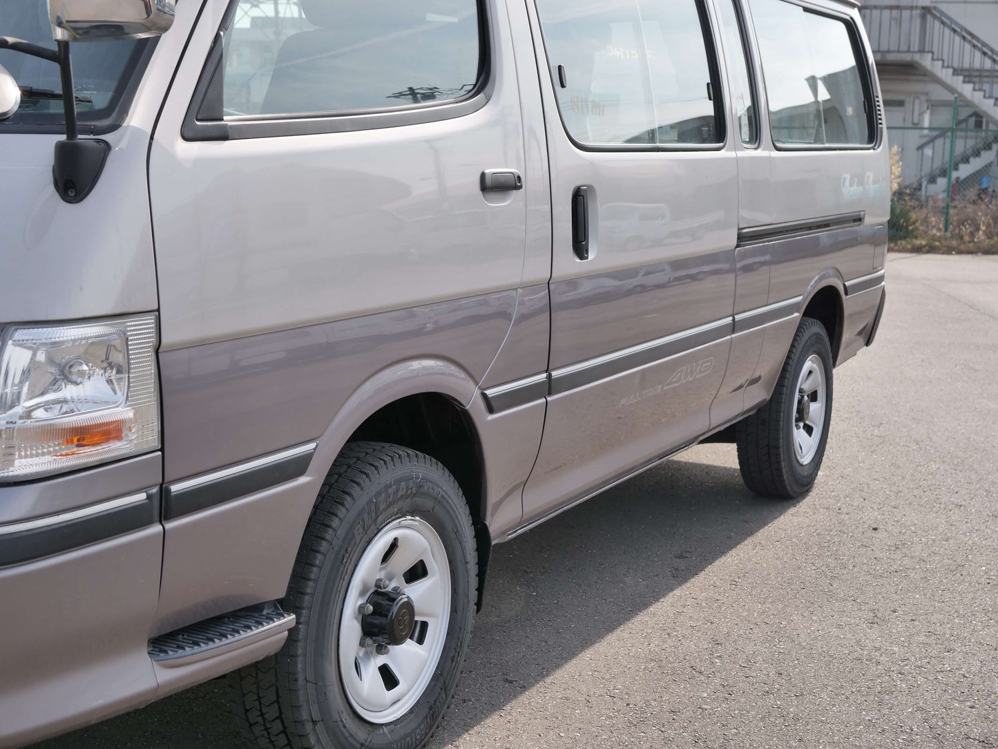 2000 TOYOTA HIACE Hi-ROOF 4wd Campervan