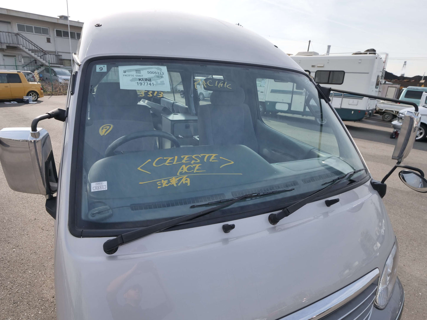 2000 TOYOTA HIACE Hi-ROOF 4wd Campervan
