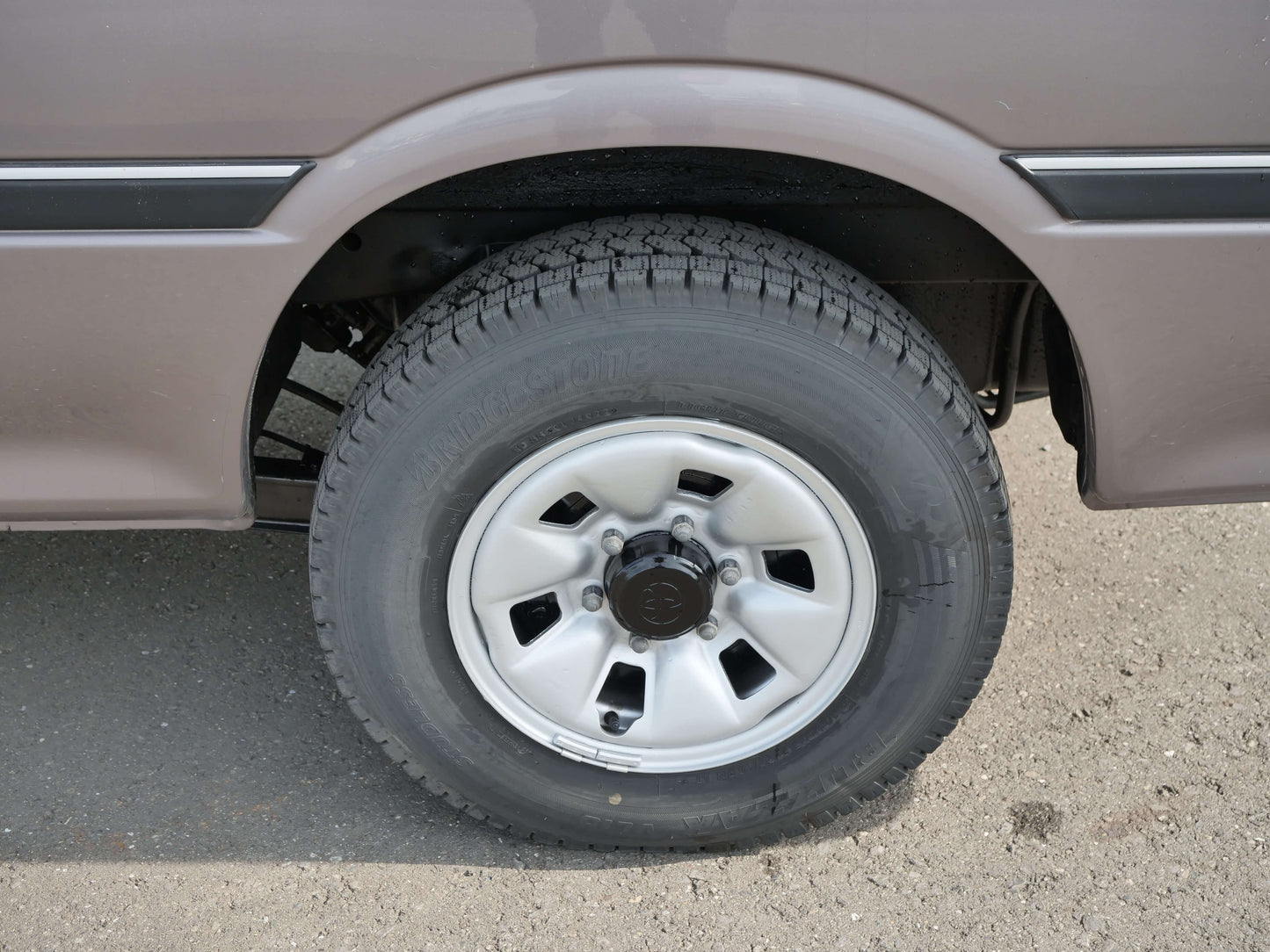 2000 TOYOTA HIACE Hi-ROOF 4wd Campervan
