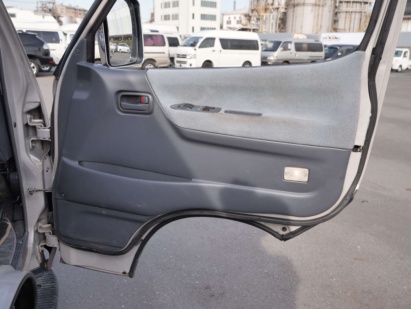 2000 TOYOTA HIACE Hi-ROOF 4wd Campervan