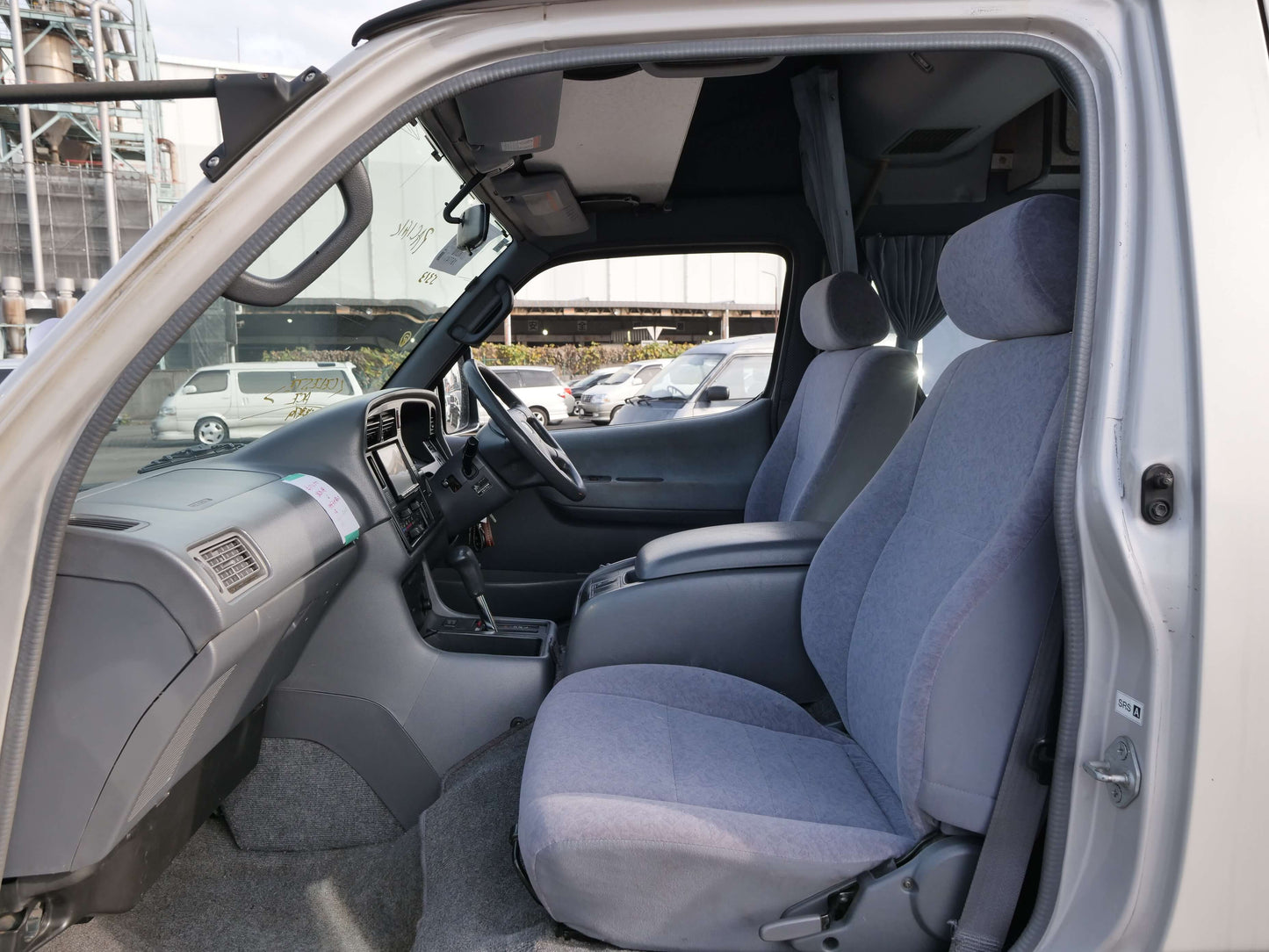2000 TOYOTA HIACE Hi-ROOF 4wd Campervan