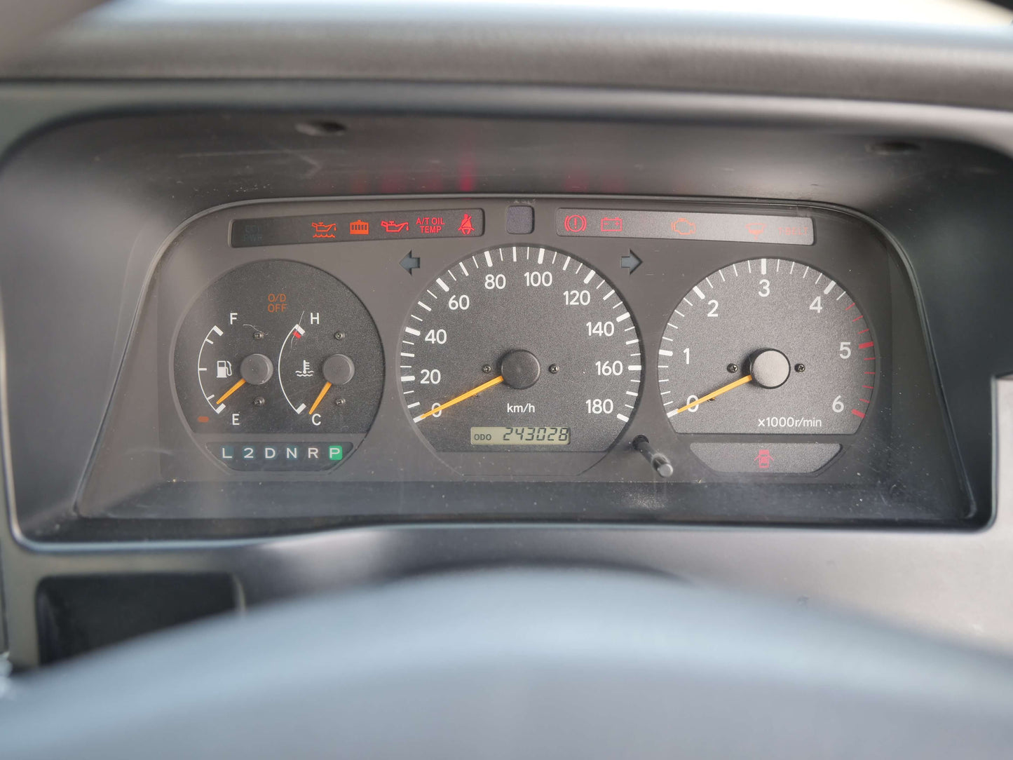 2000 TOYOTA HIACE Hi-ROOF 4wd Campervan