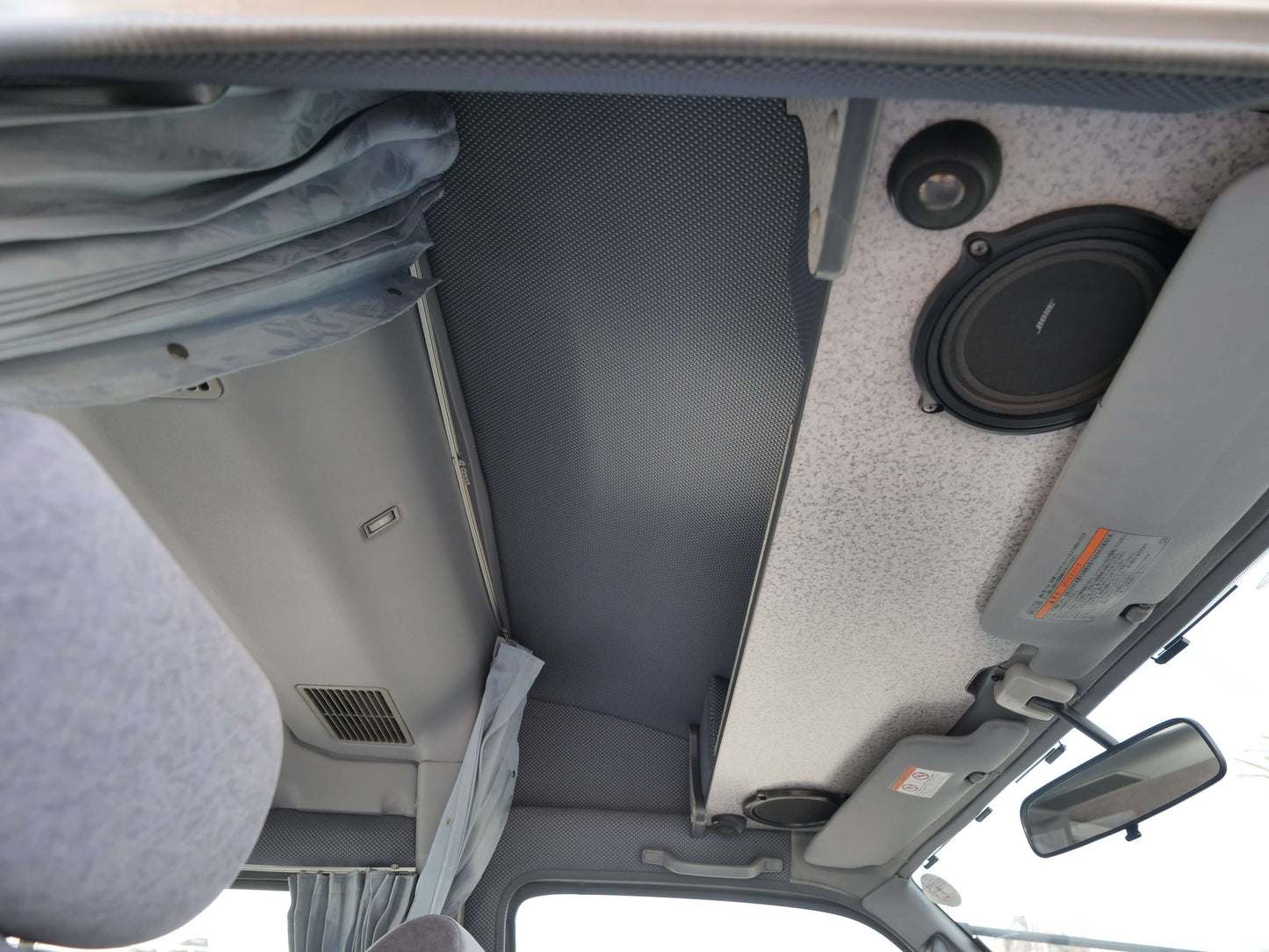2000 TOYOTA HIACE Hi-ROOF 4wd Campervan