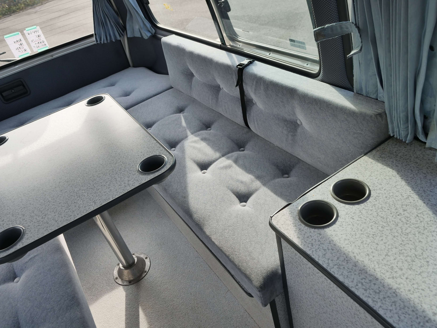 2000 TOYOTA HIACE Hi-ROOF 4wd Campervan