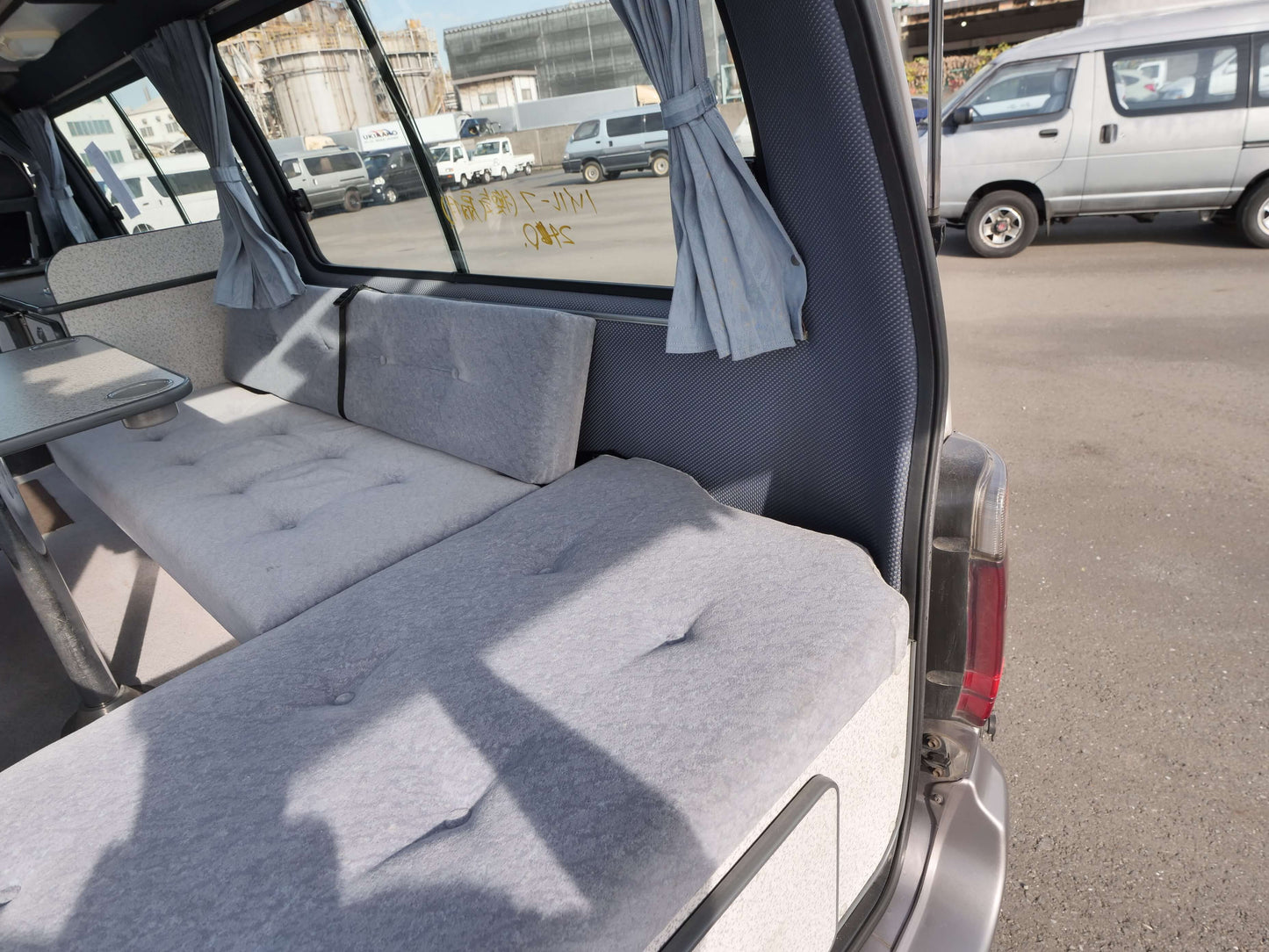 2000 TOYOTA HIACE Hi-ROOF 4wd Campervan